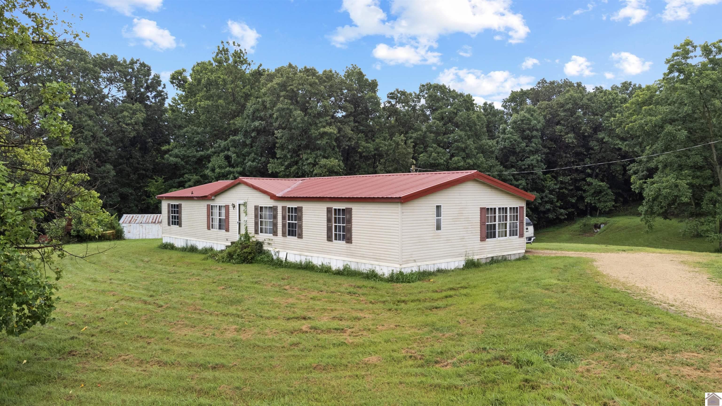 520 Seay Graveyard Rd