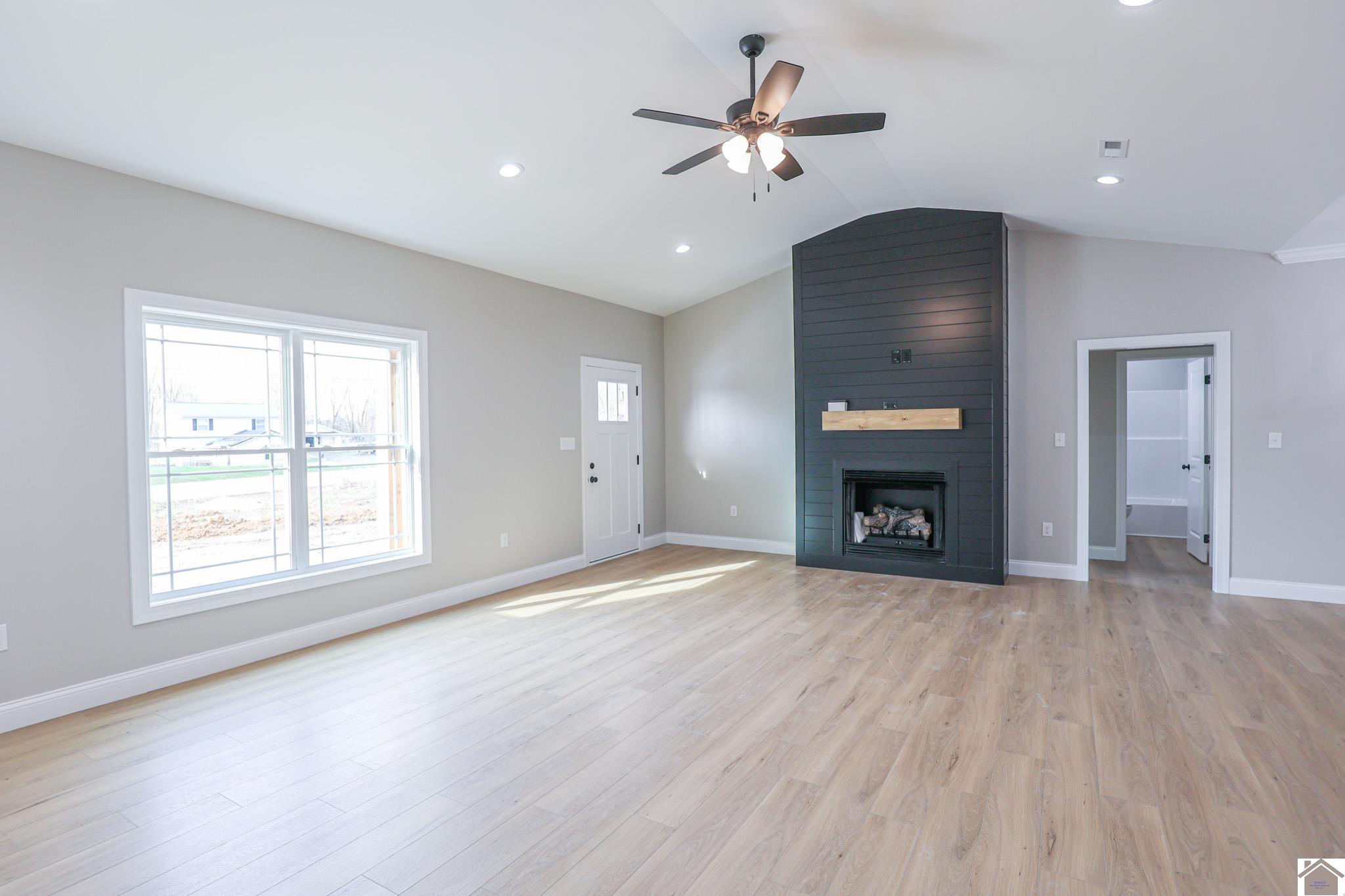 9555 US Highway 60 West