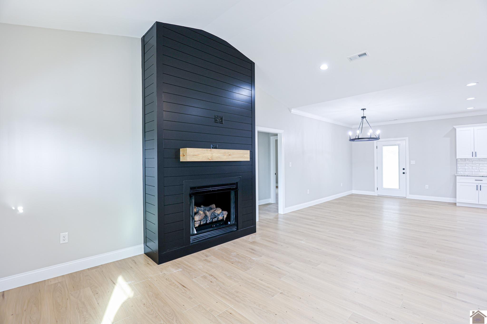 9555 US Highway 60 West