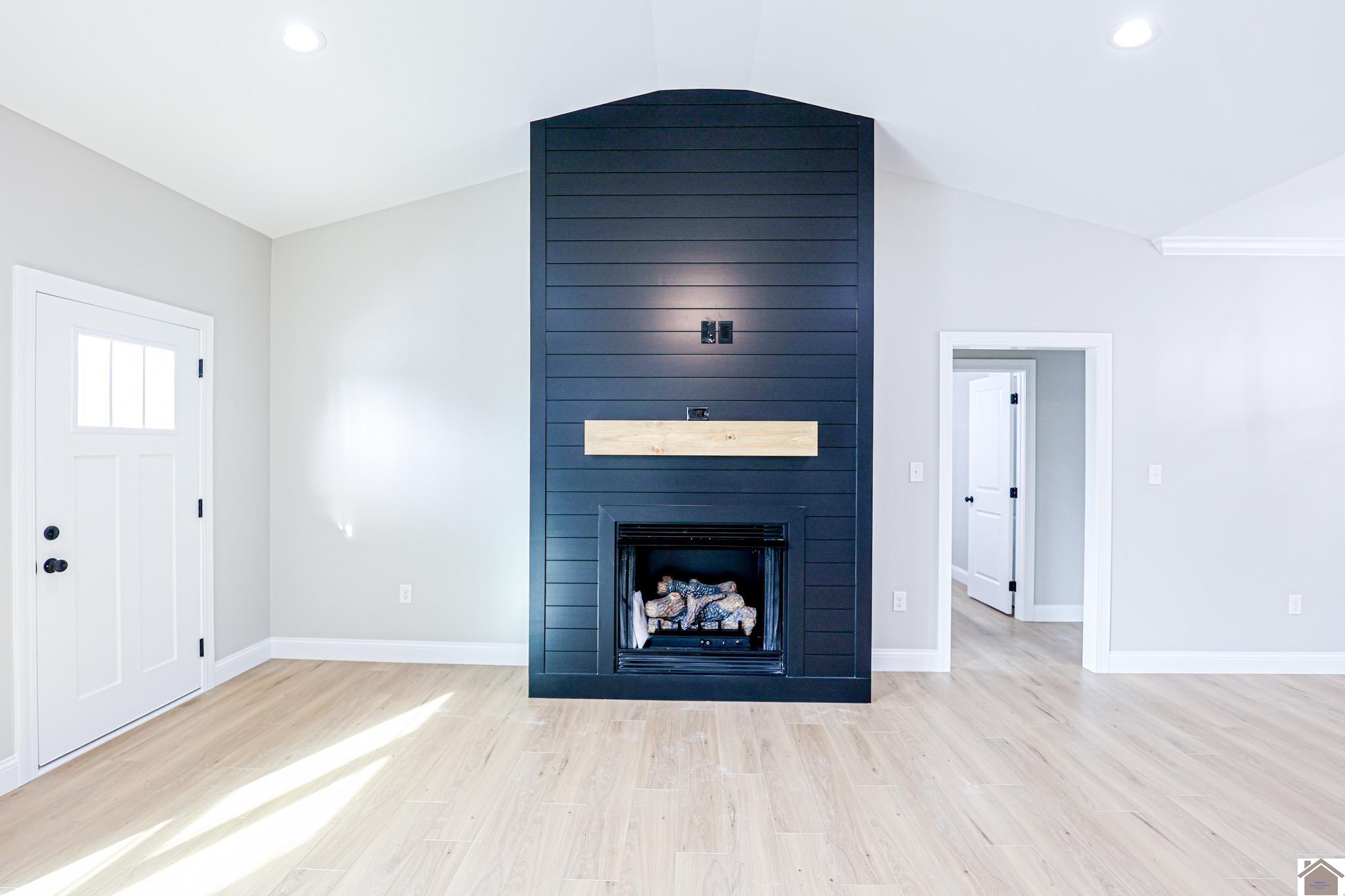 9555 US Highway 60 West