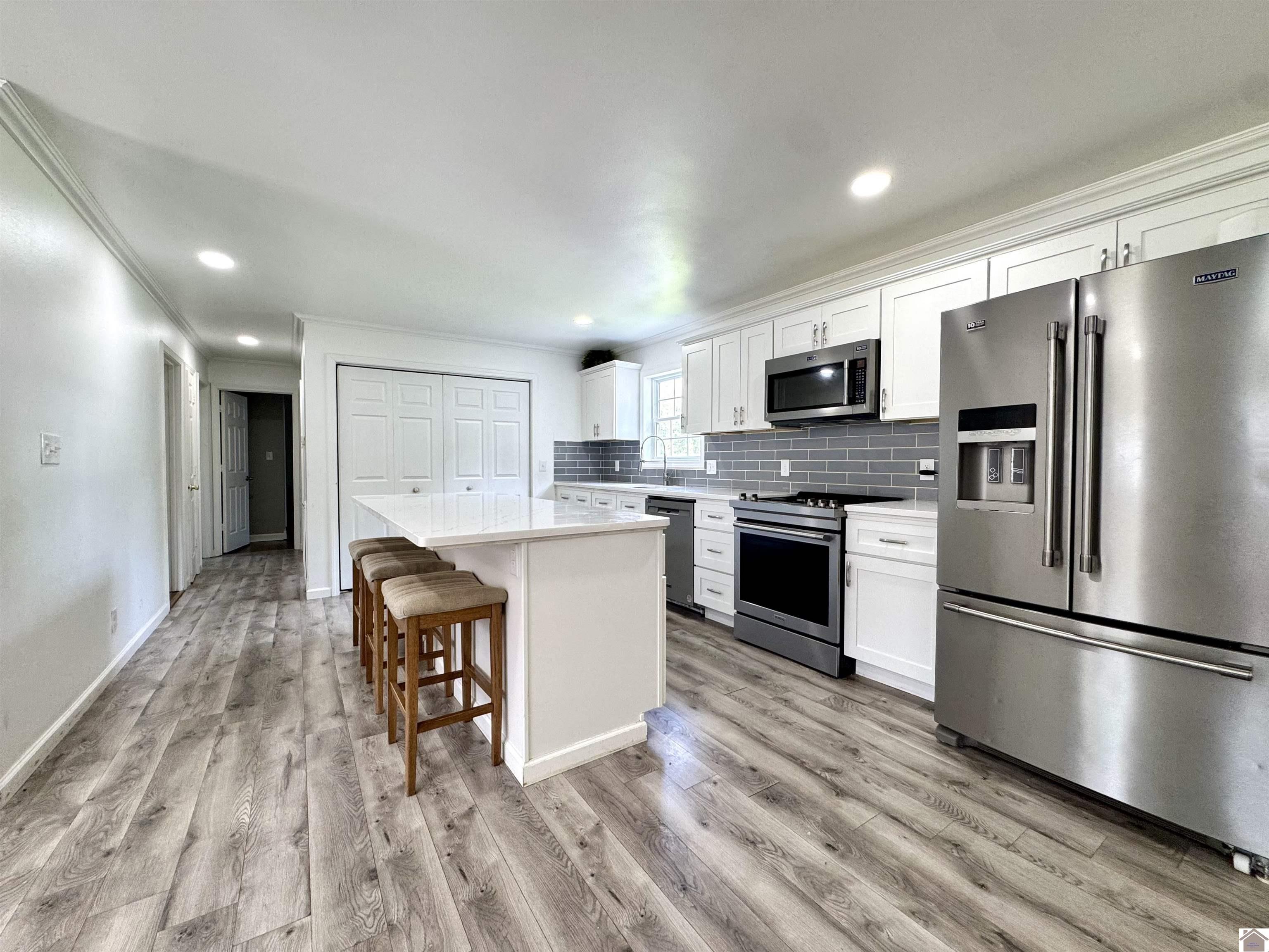 566 Golden Meadow Ln