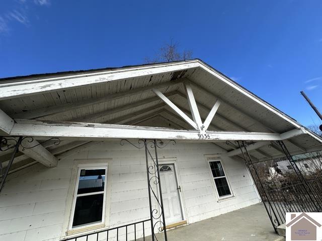 9335 Ogden Landing Road