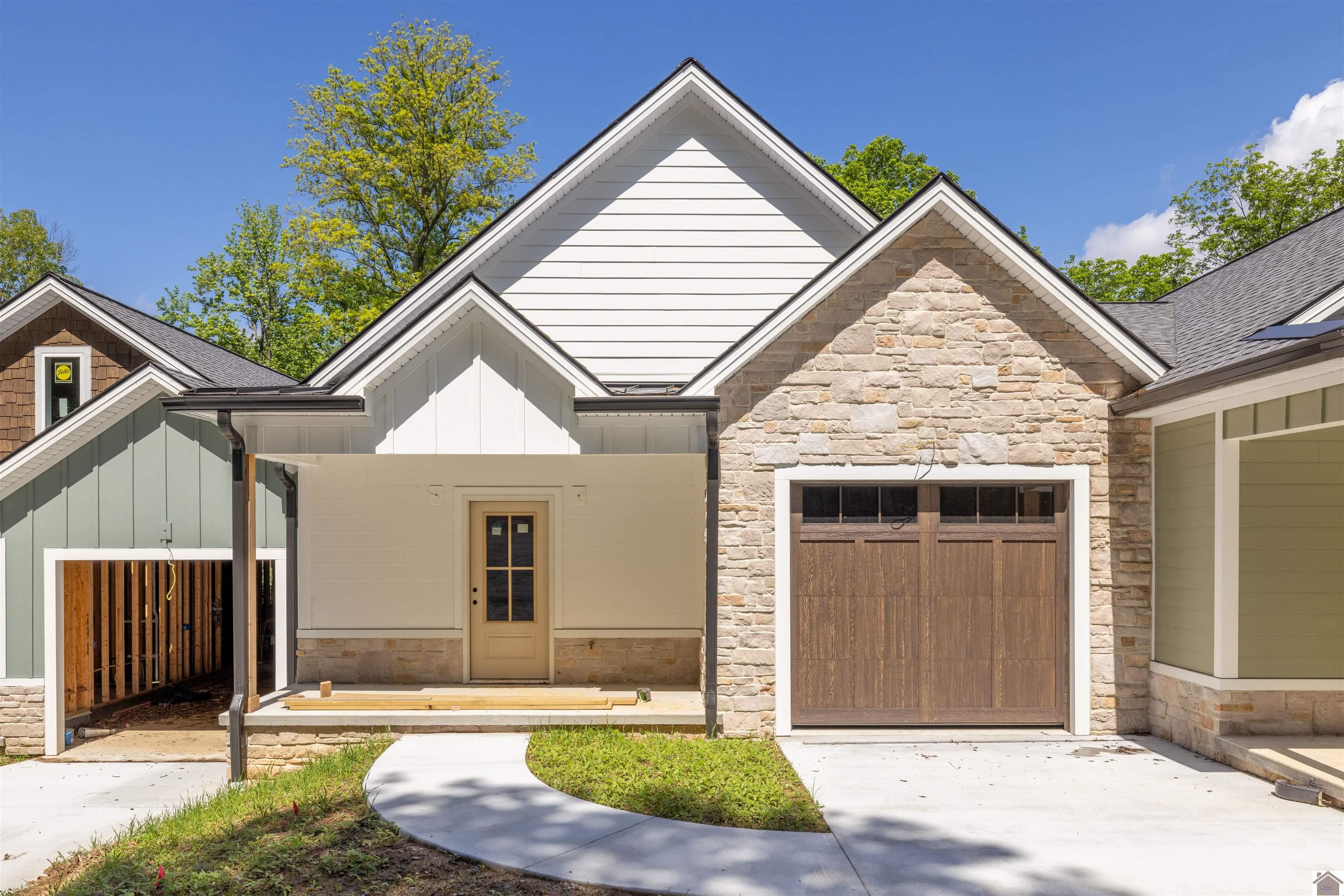 1140 Eagle Rest Dr.