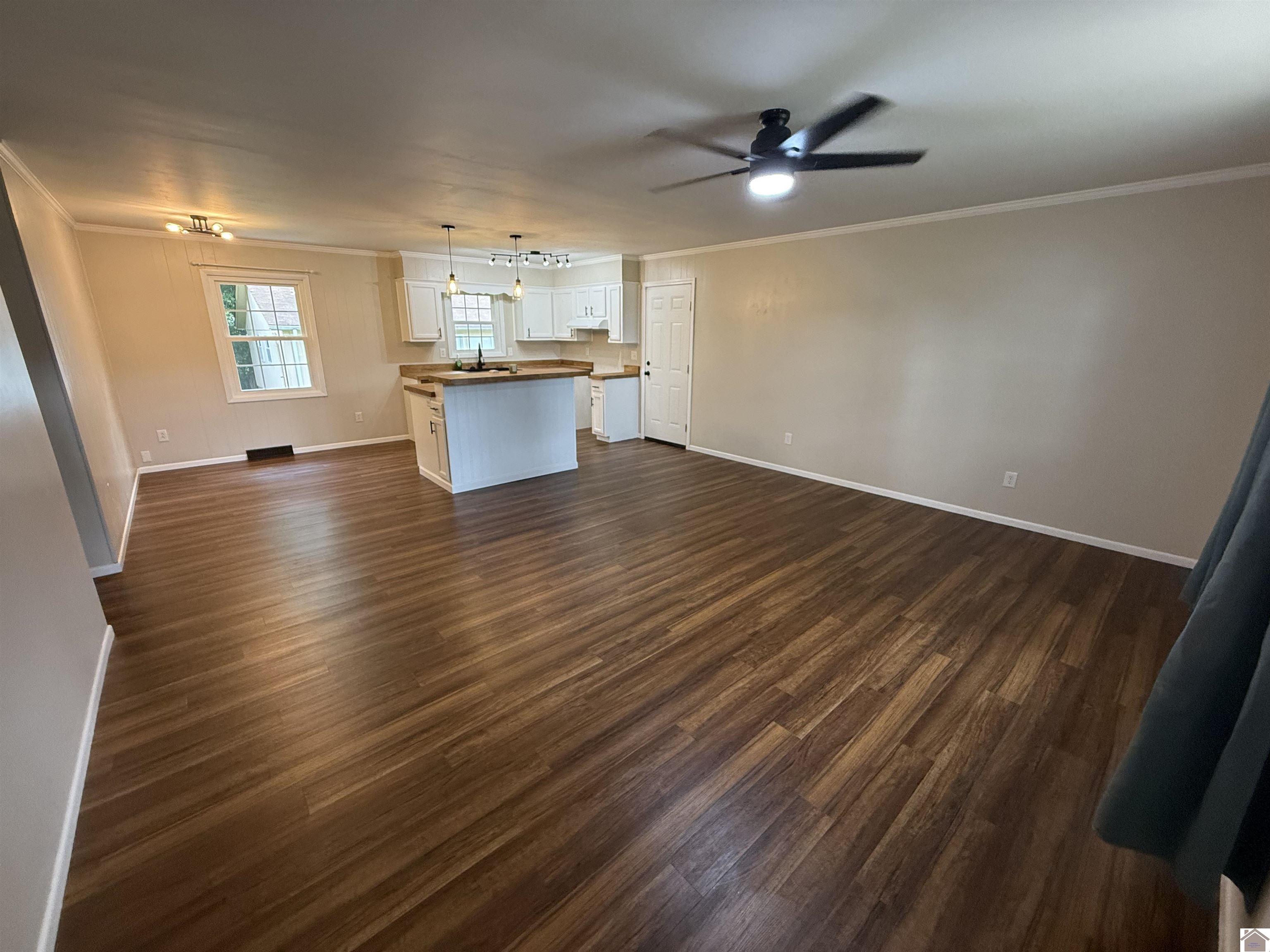 303 Union Circle