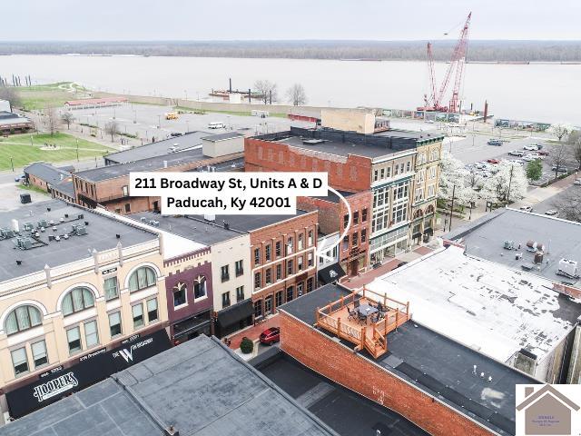 Photo 1 of 22 — 211 Broadway Unit A, Paducah, KY 42001