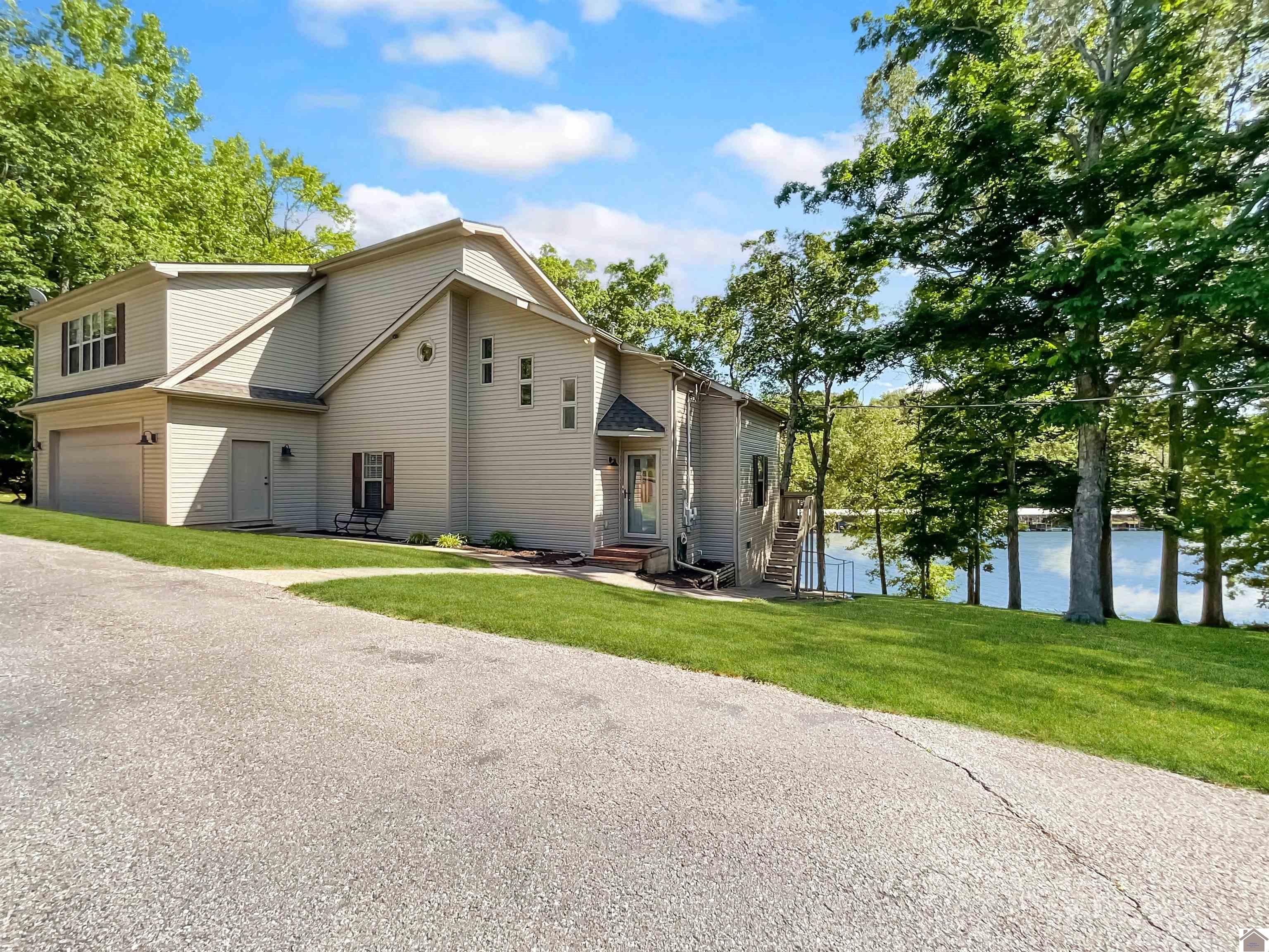 21 Heron Point