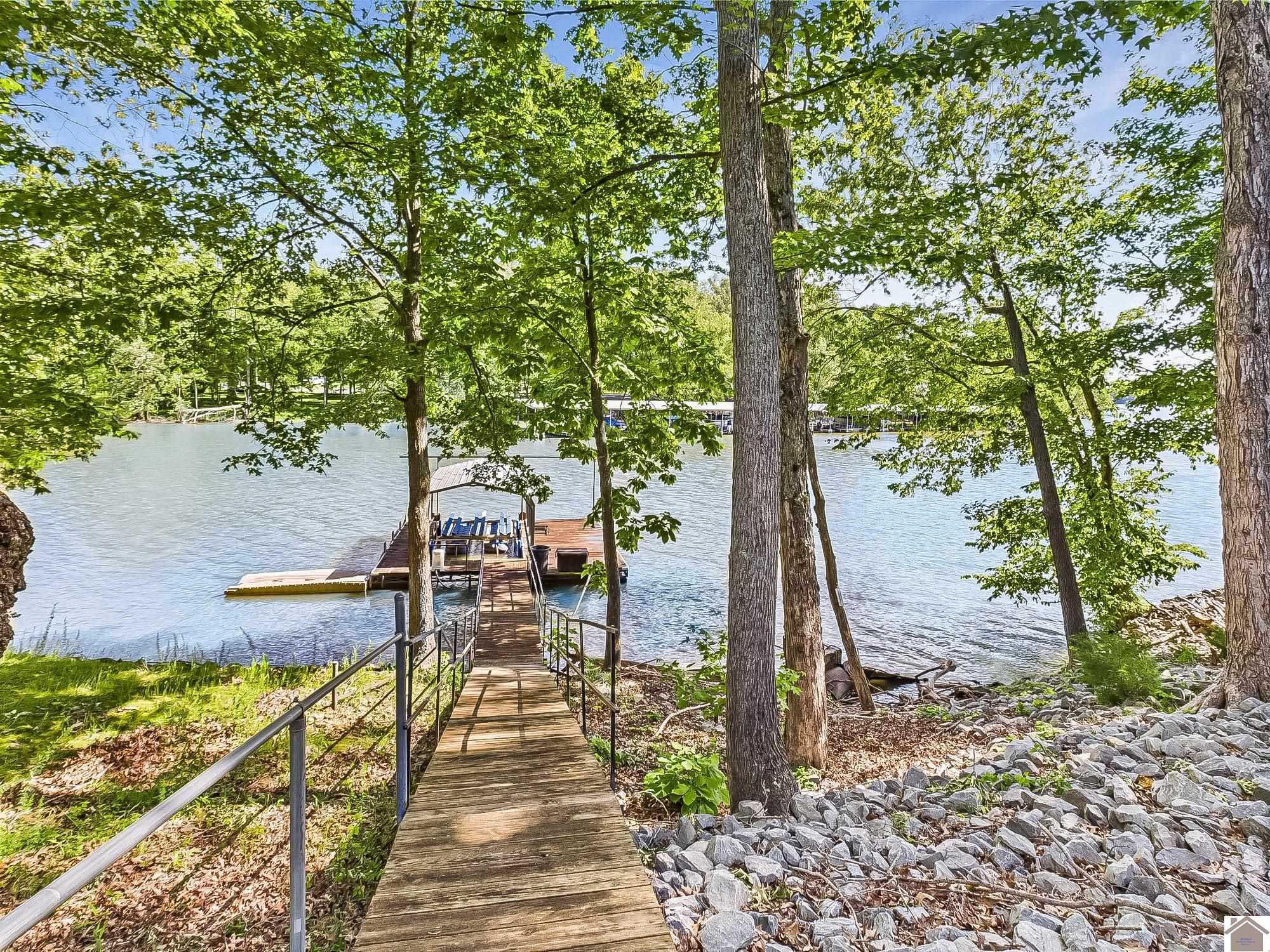 21 Heron Point