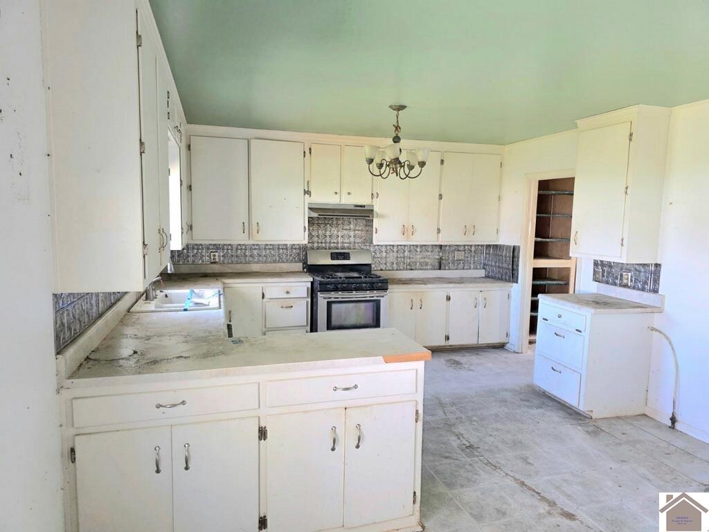 300 4th Street
