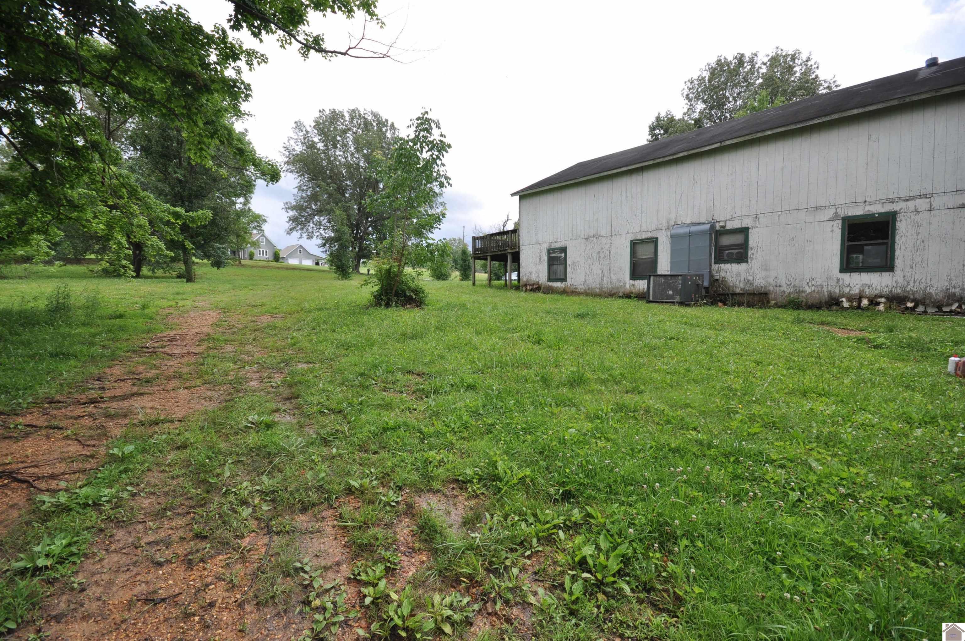 122 Lynn Nelson Road