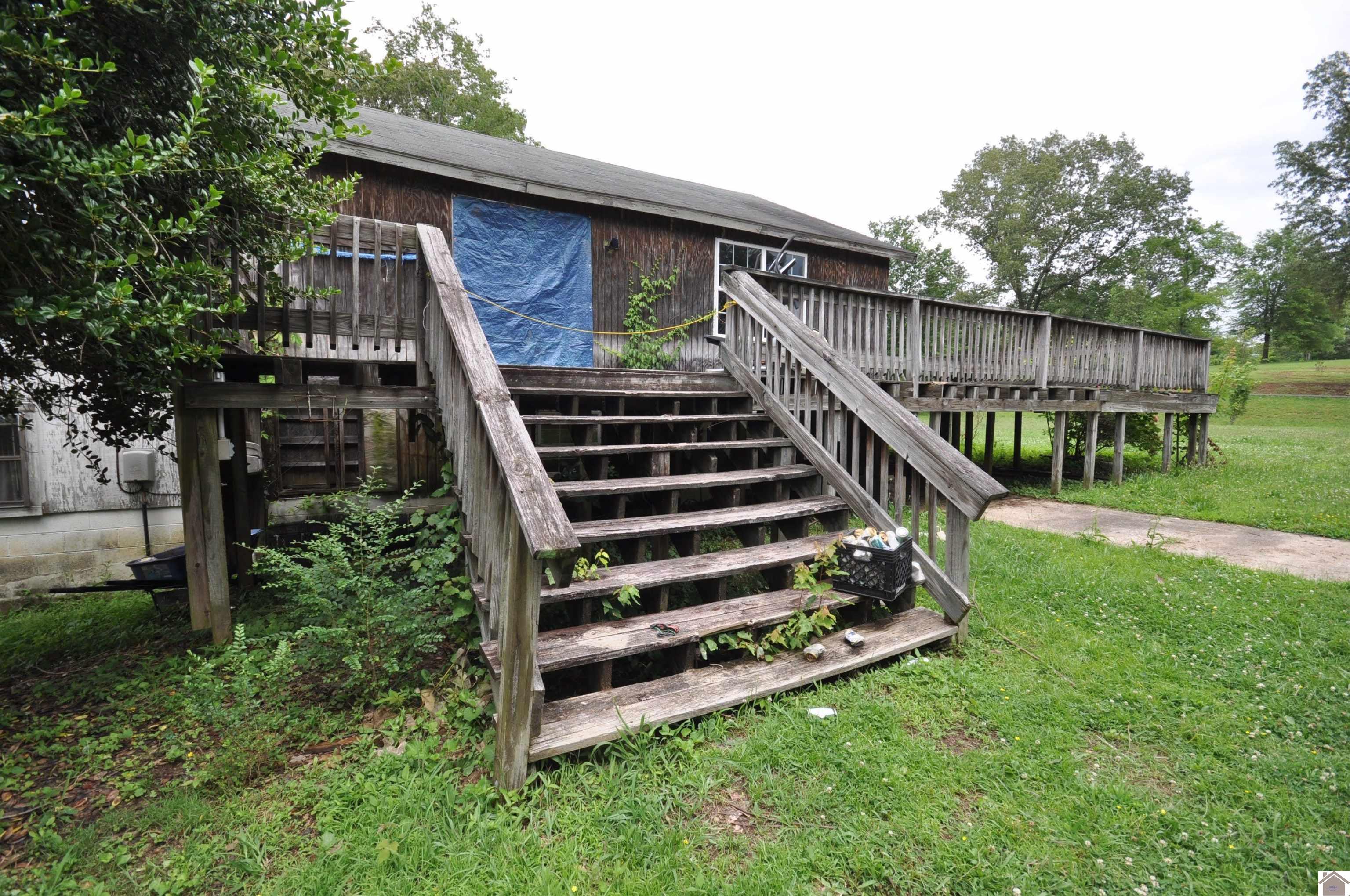 122 Lynn Nelson Road