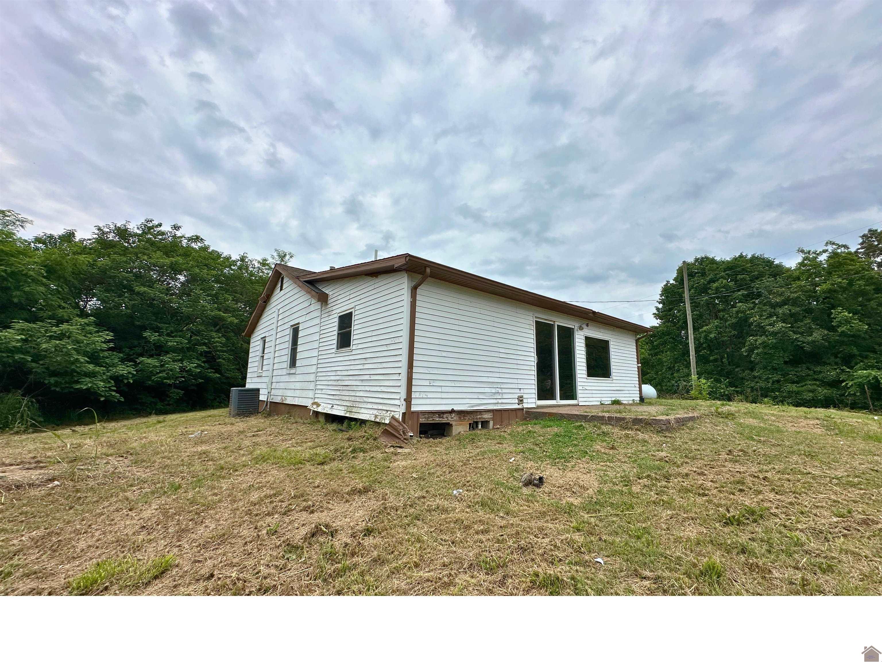 1251 Tater Rd