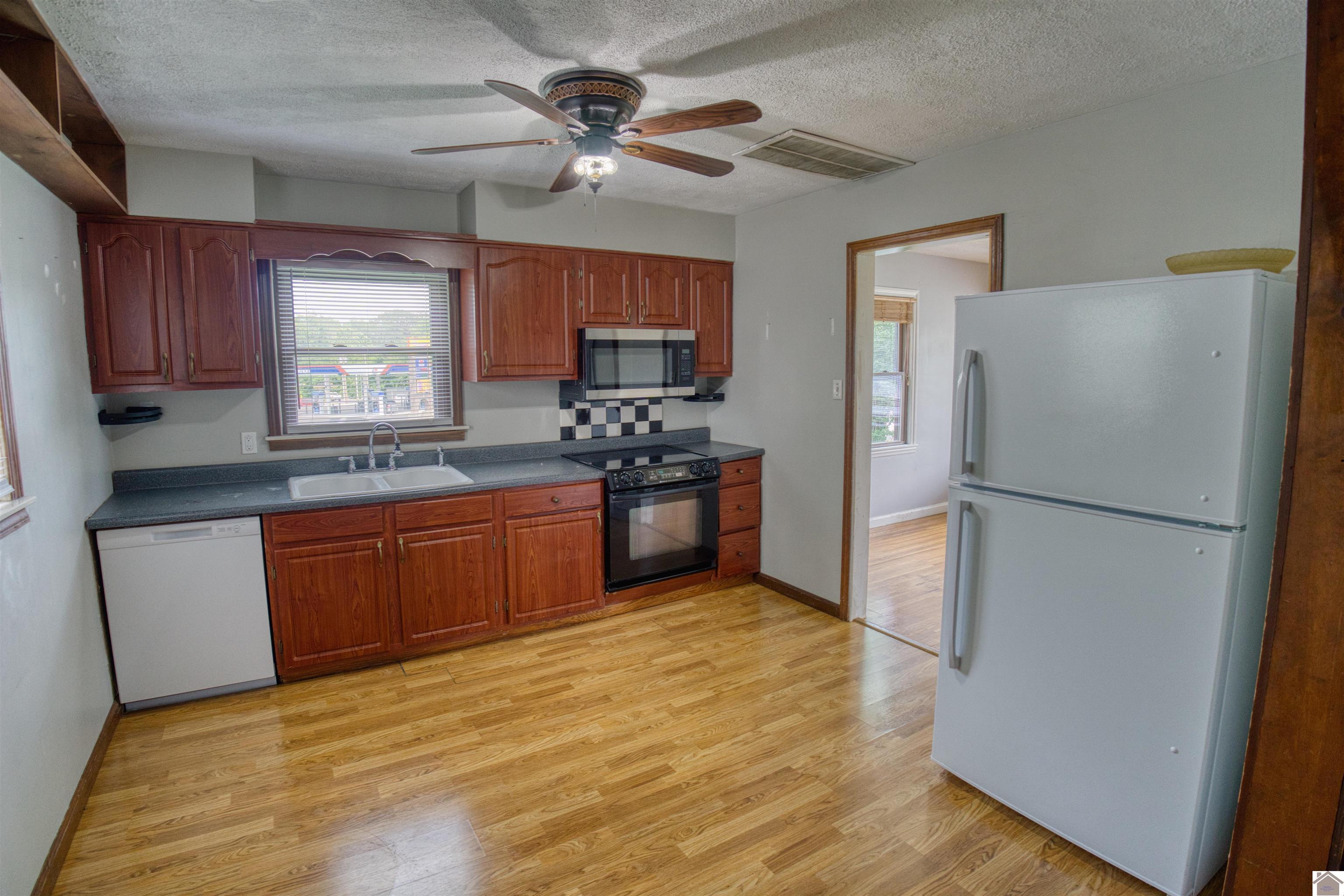 2327 Lone Oak Road