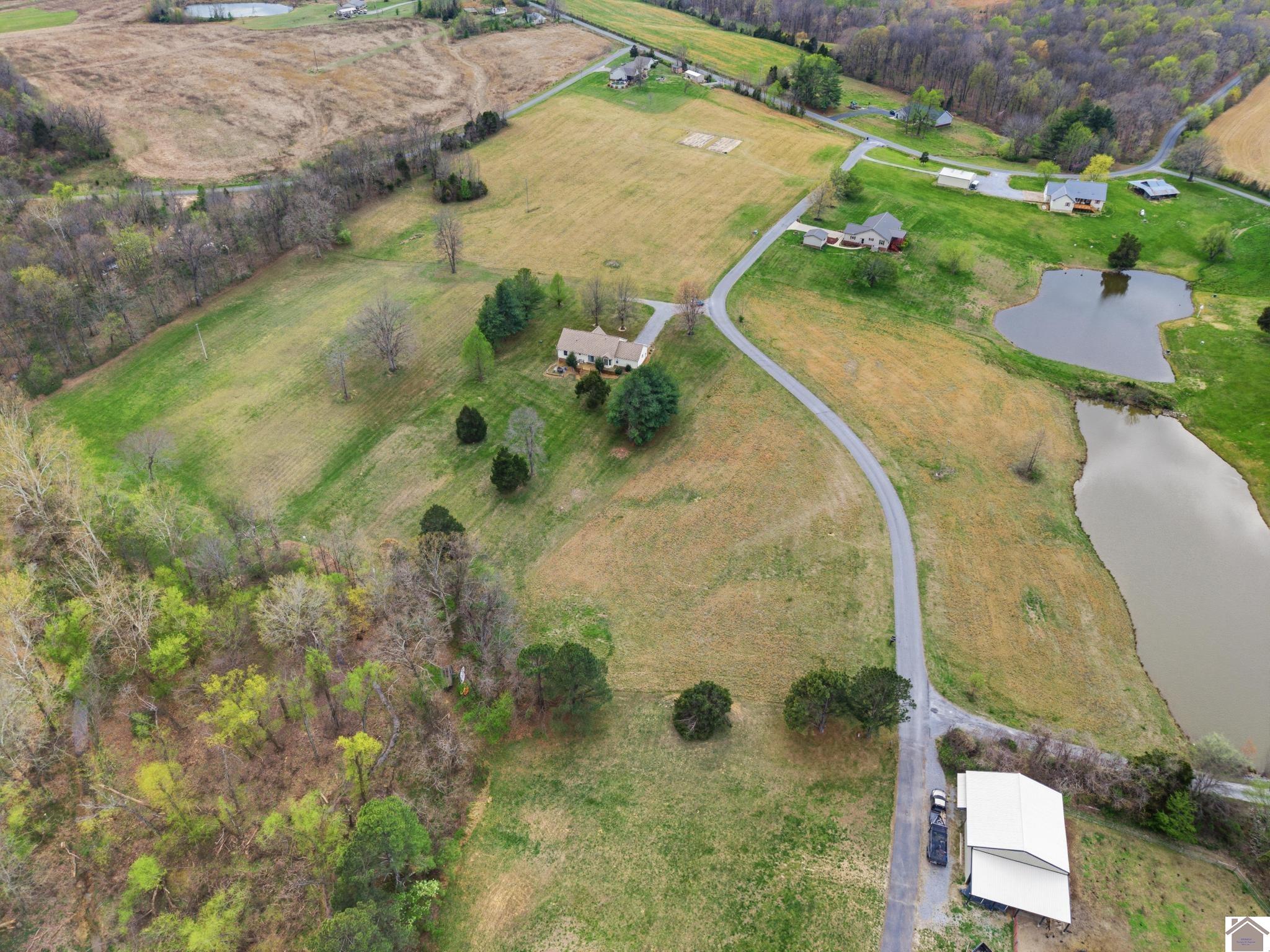 150 Lakeview Dr.