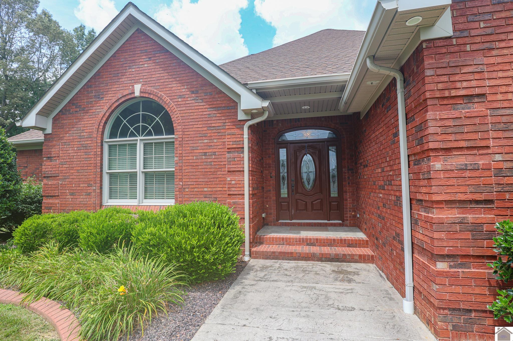 329 Royal Park Dr