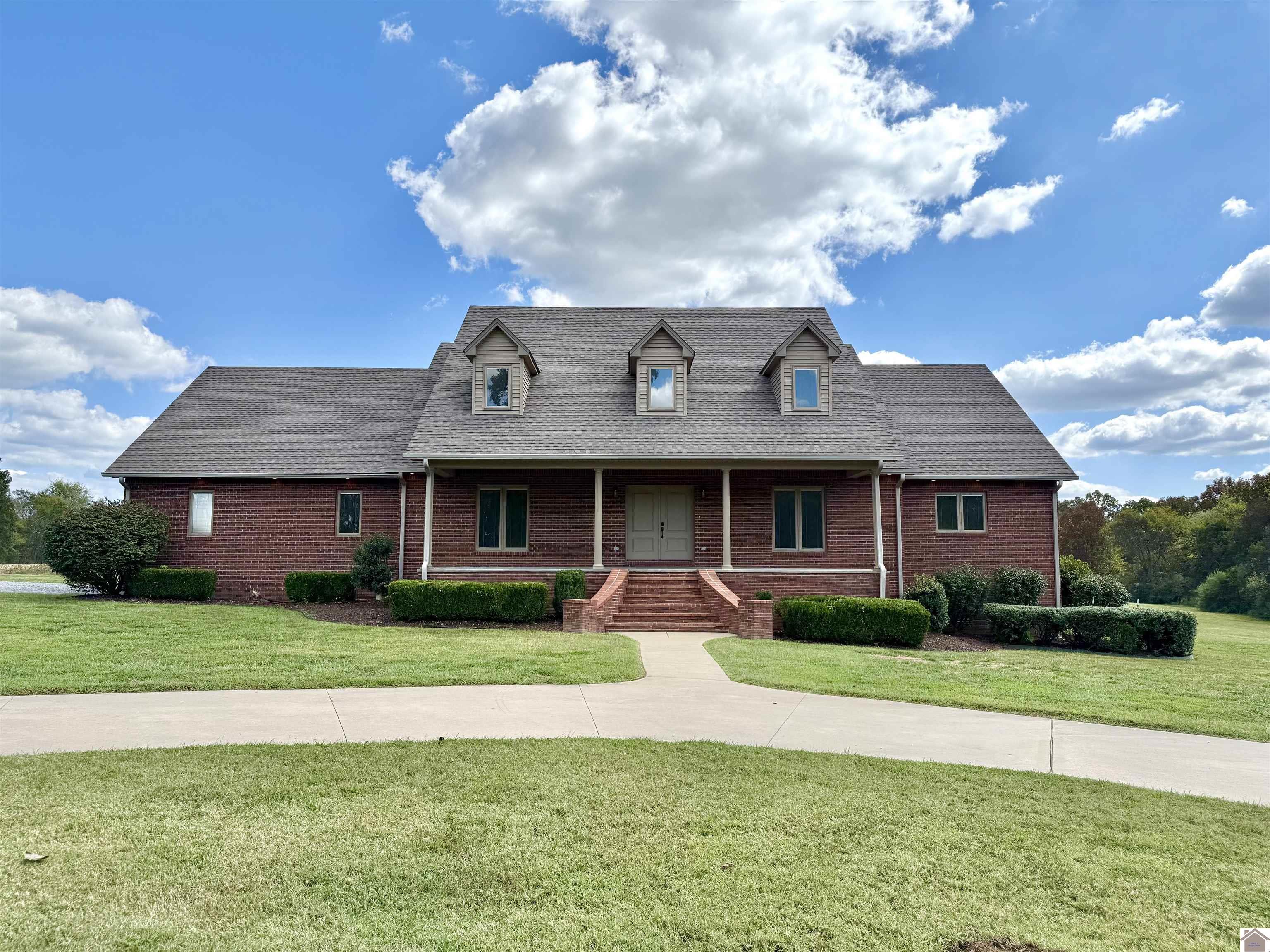 9863 E State Route 94