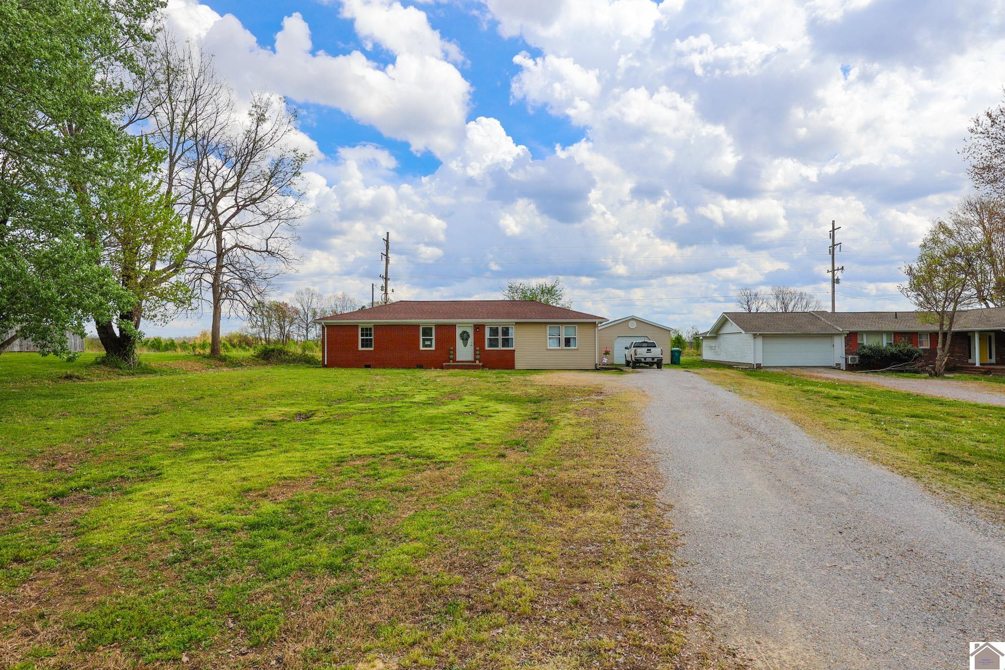 954 US Highway 60 W