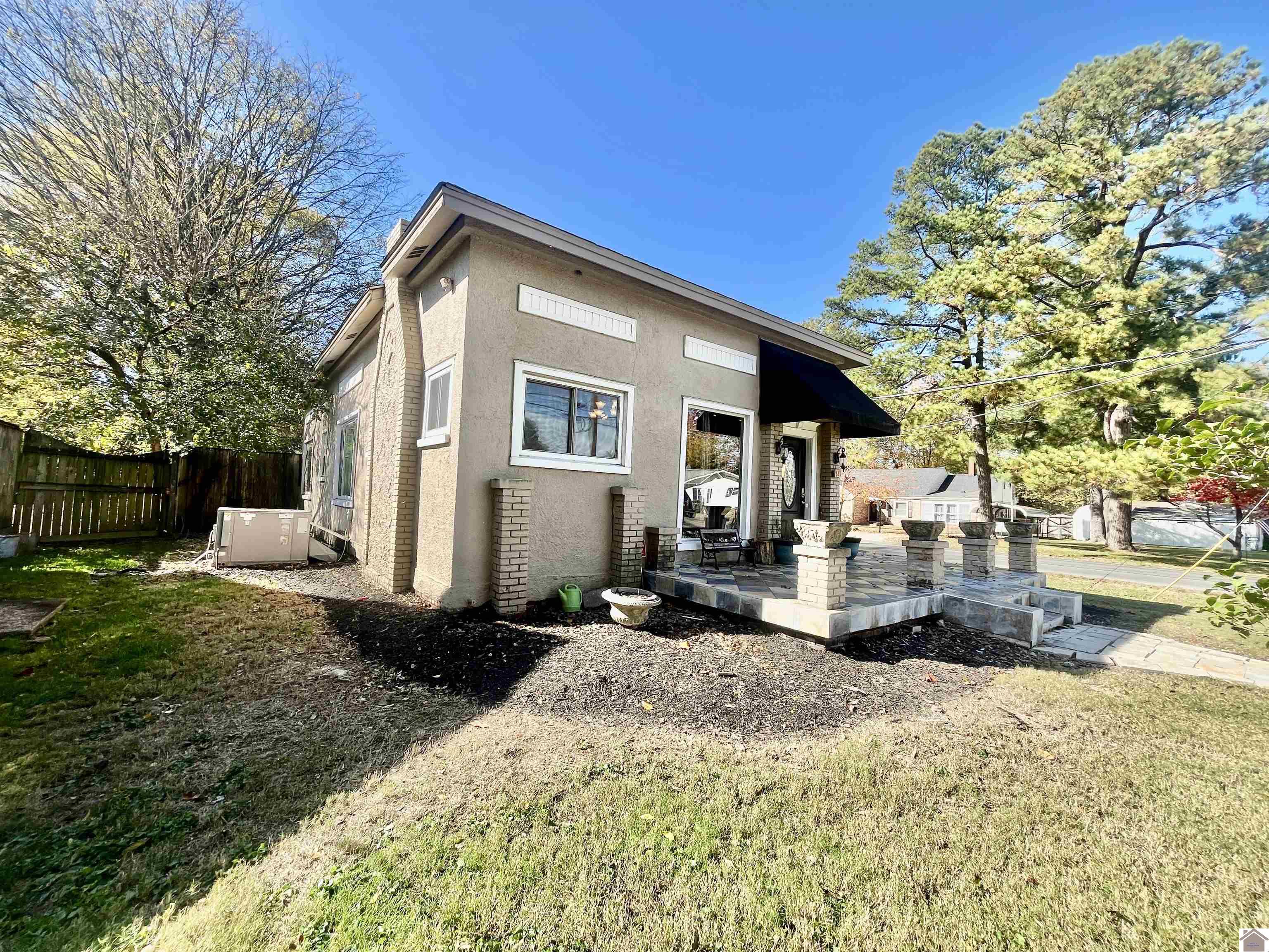 681 W Jefferson Street