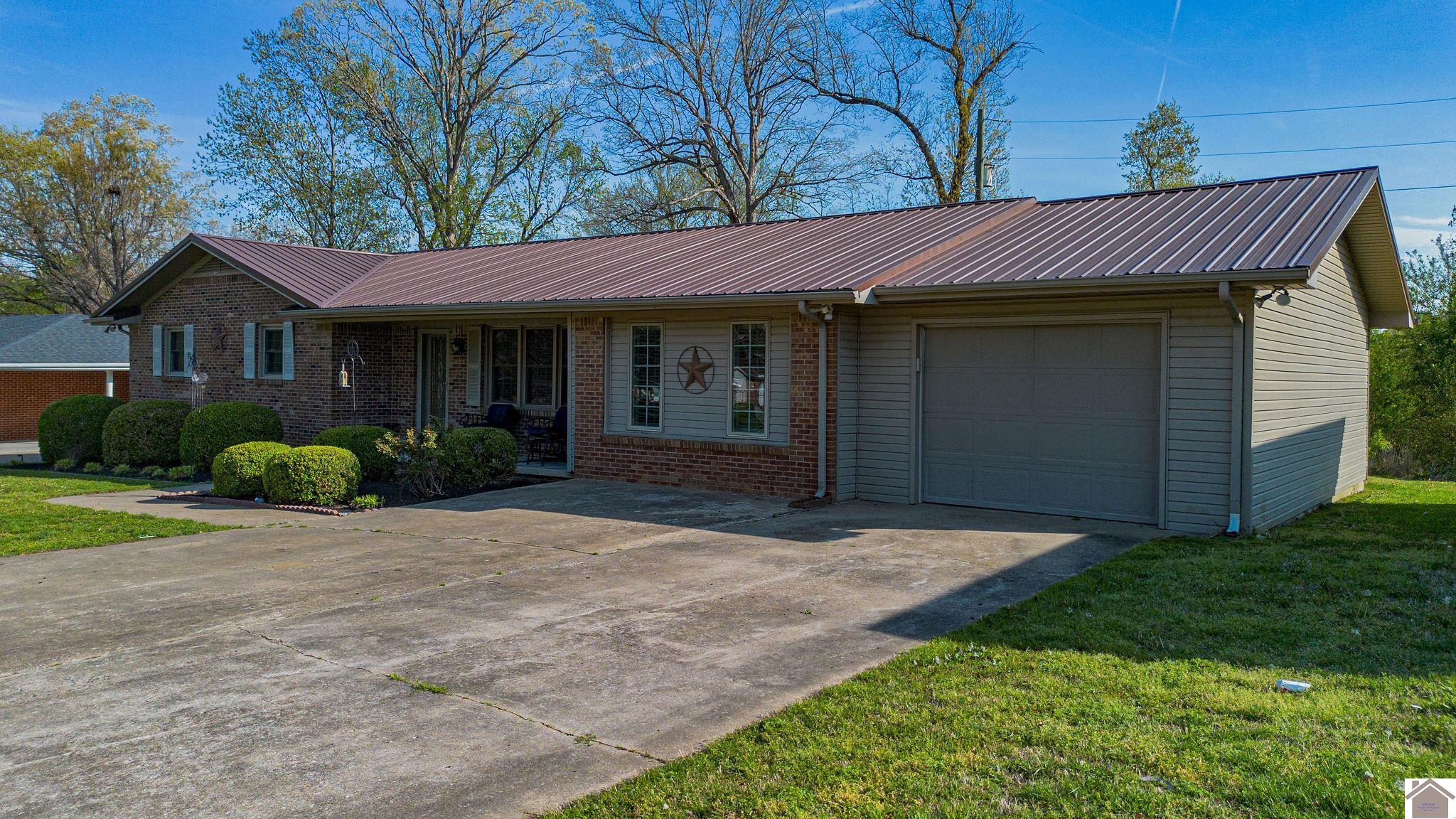 242 Barber Road