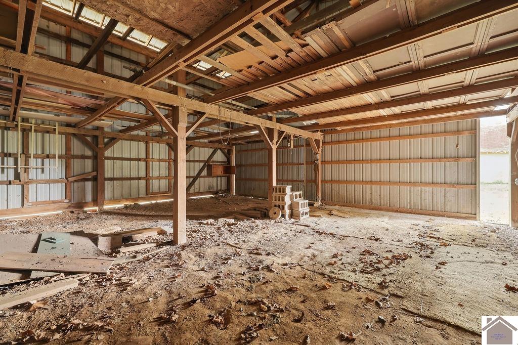 1536 Brewers Highway