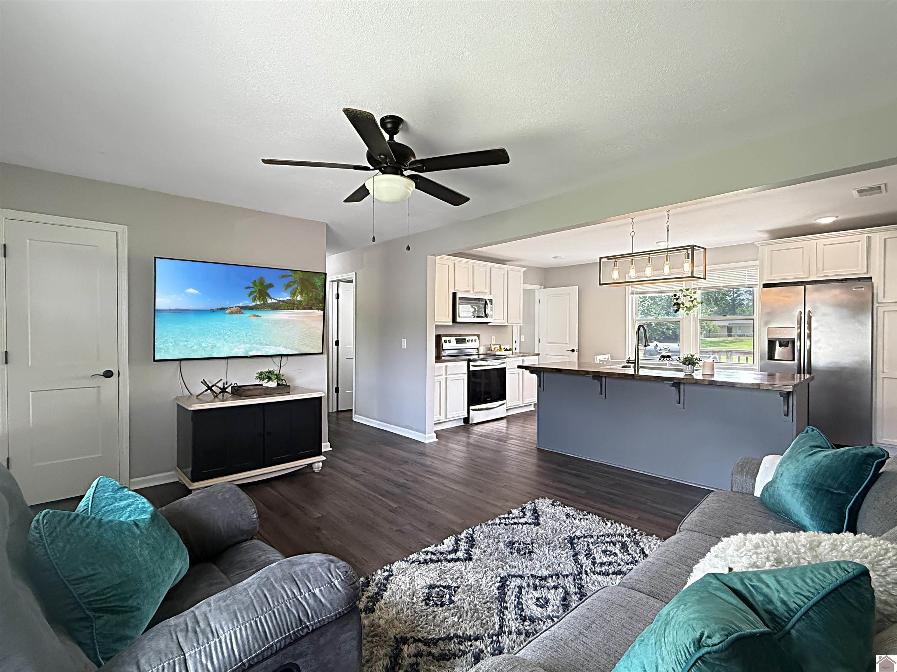 1603 Catalina Dr.