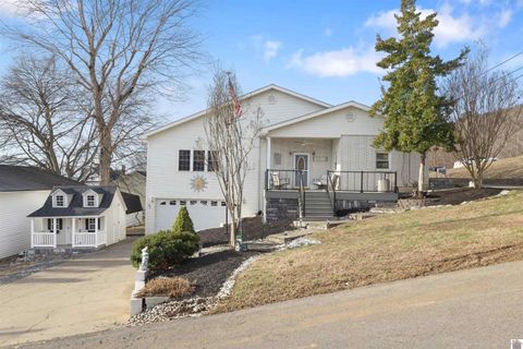 31 2nd Street Kuttawa KY 42055