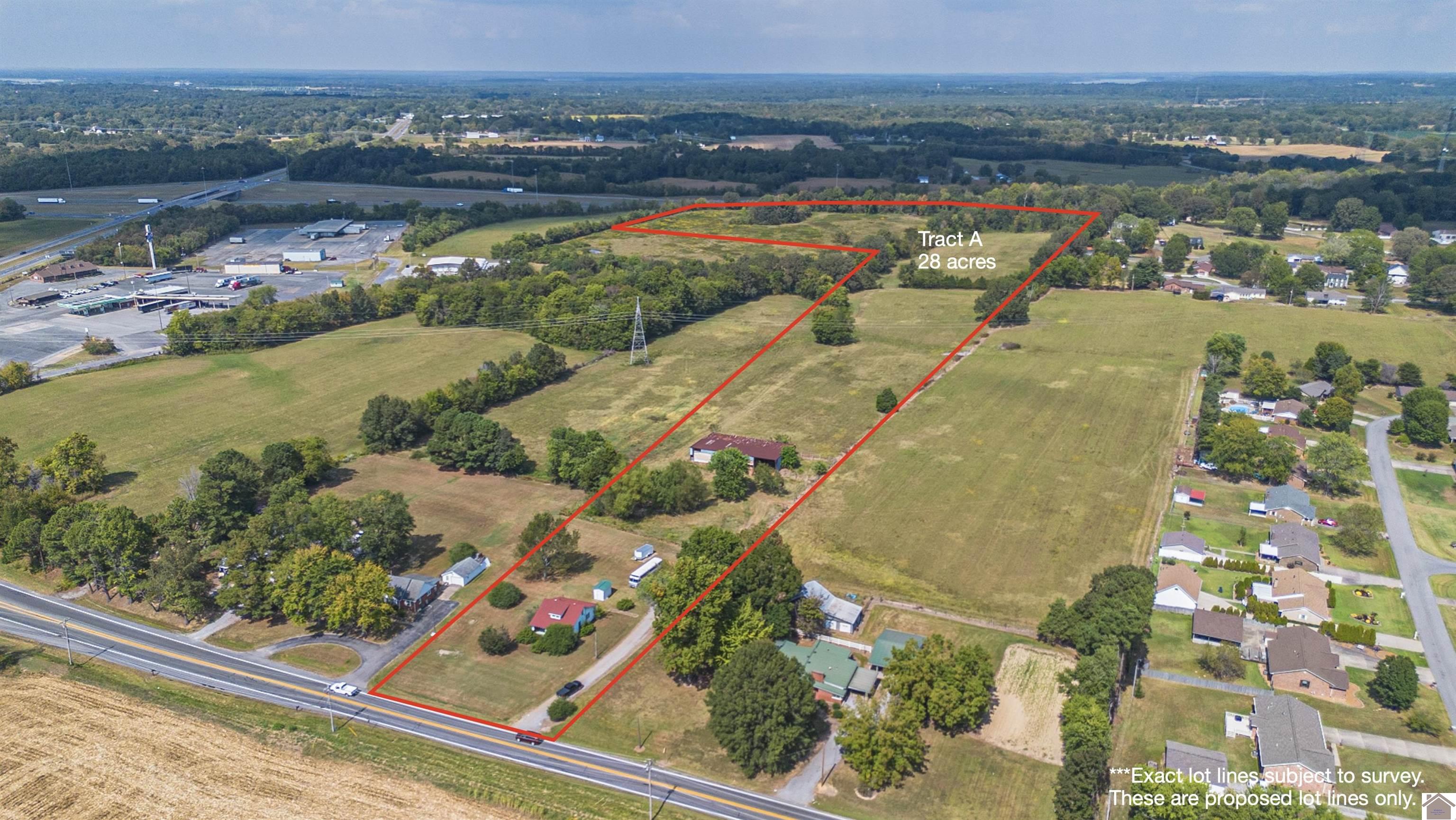 Photo 1 of 21 — 7150 Benton Road, Paducah, KY 42003