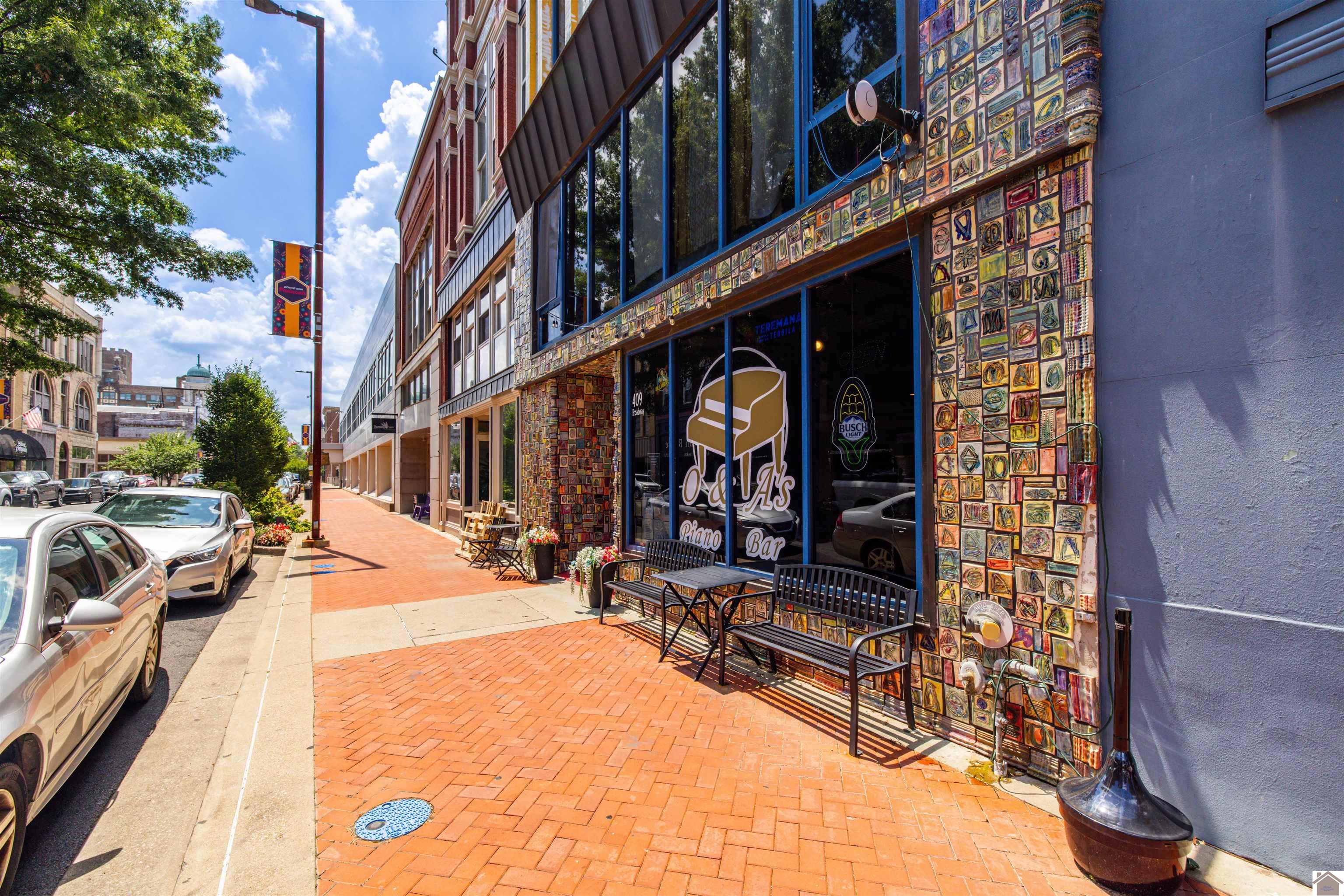 409 Broadway