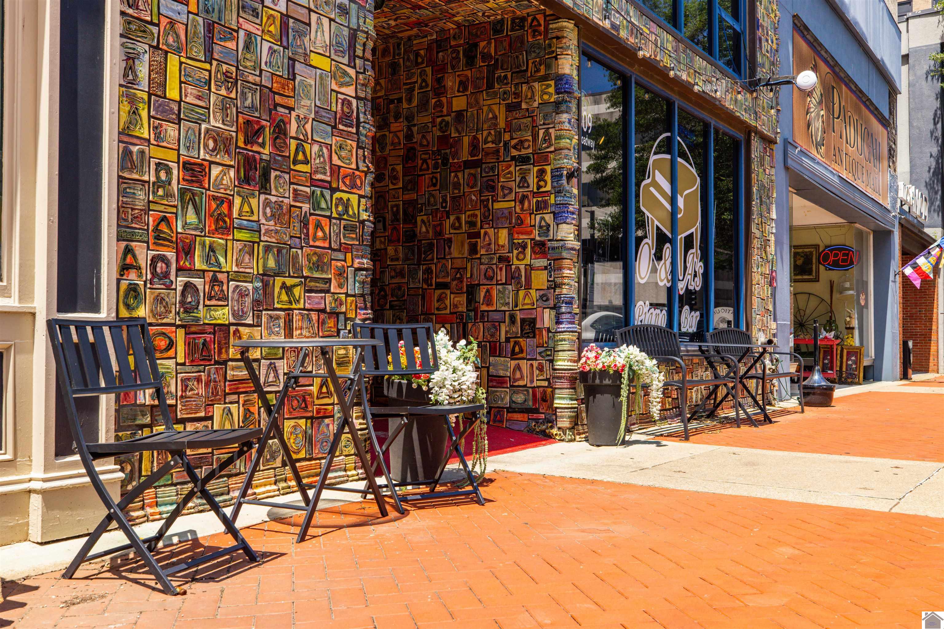 409 Broadway