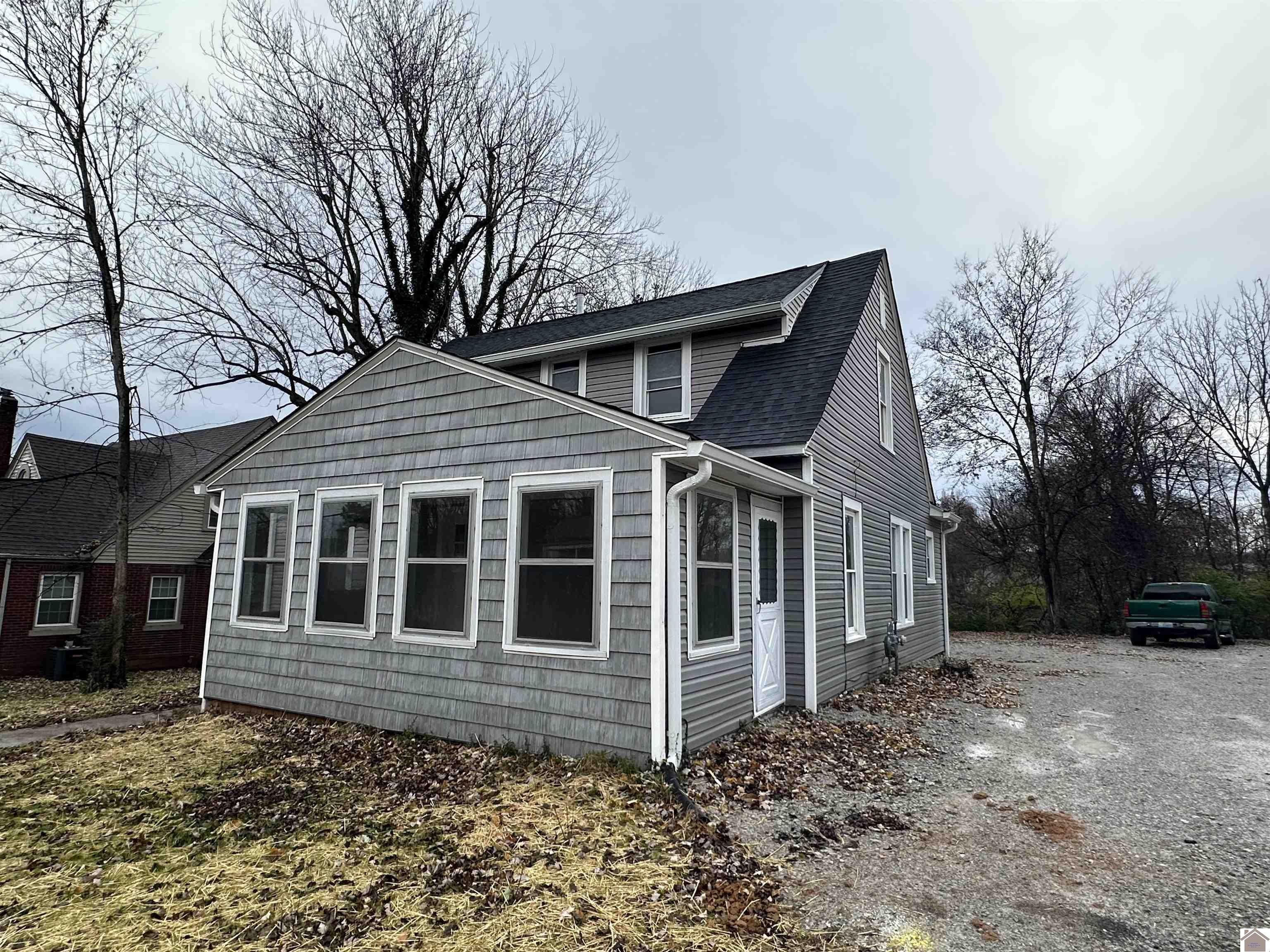 613 Madisonville Street