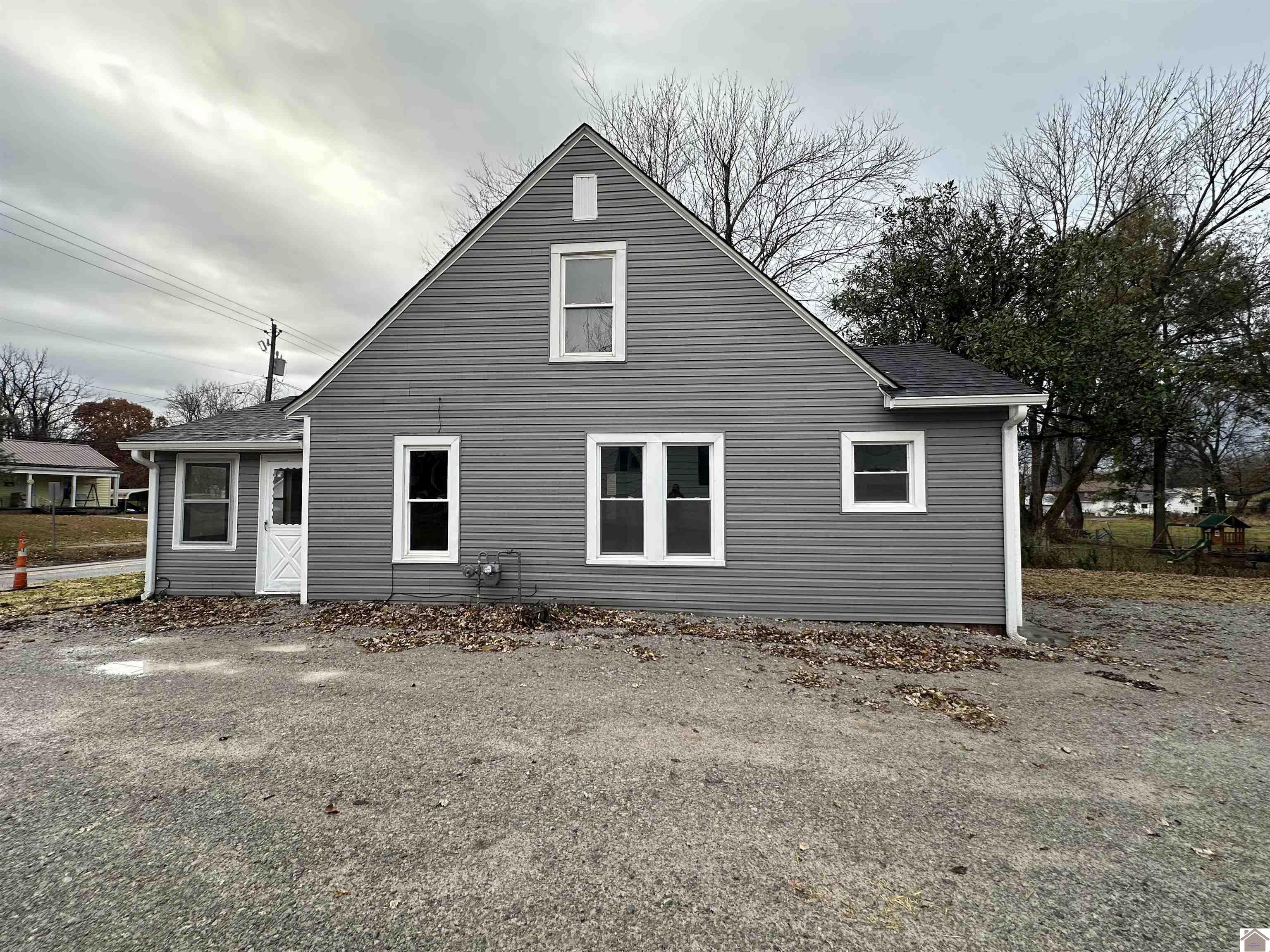 613 Madisonville Street