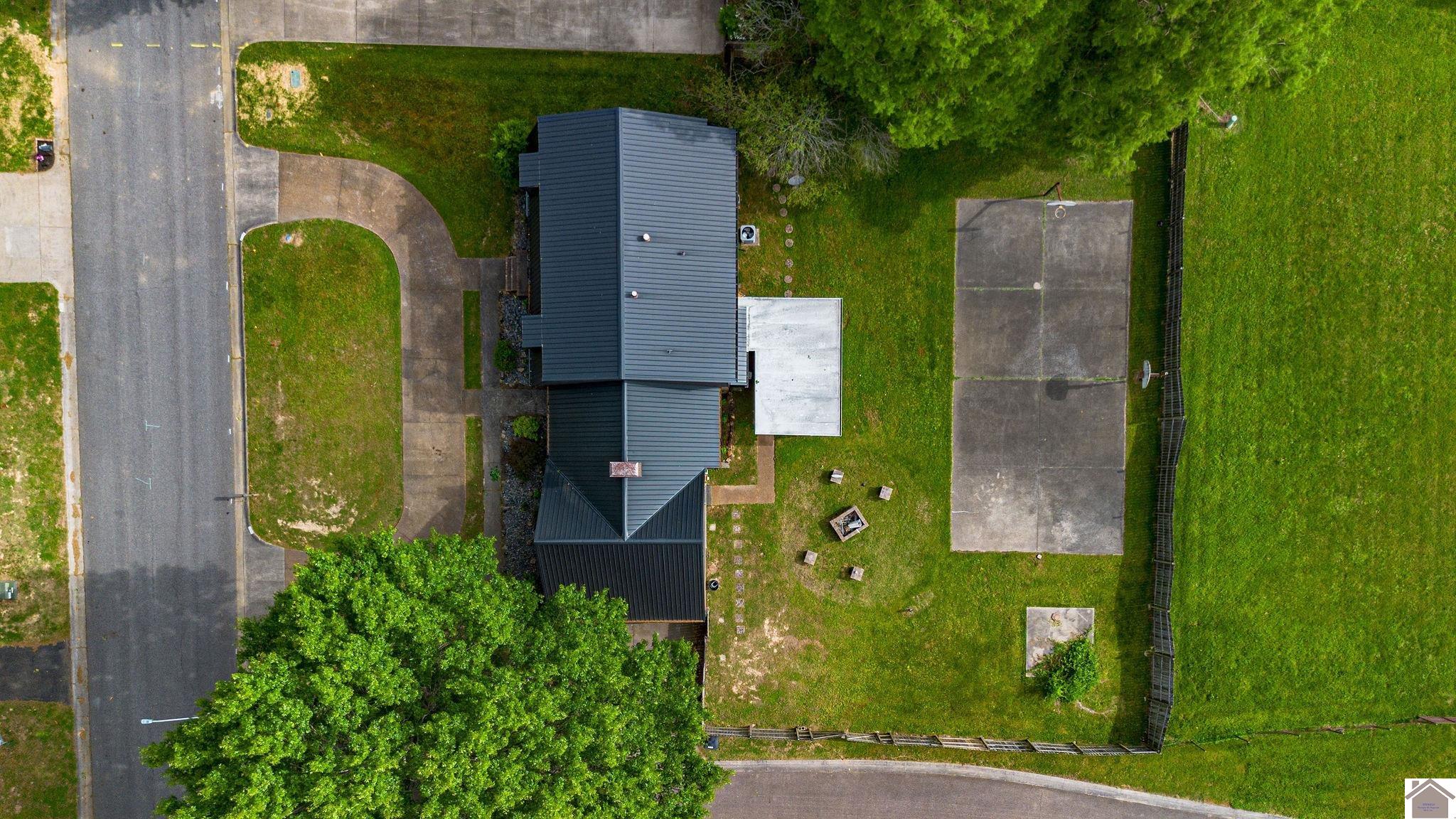 2020 Natchez Lane