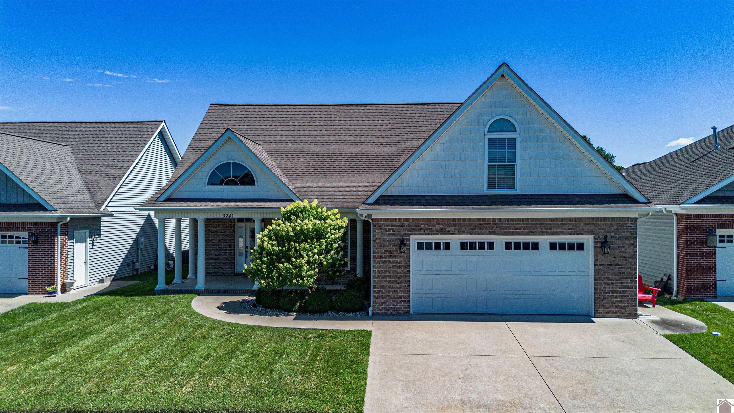 Photo 1 of 38 — 3241 Sandpiper Circle, Paducah, KY 42001