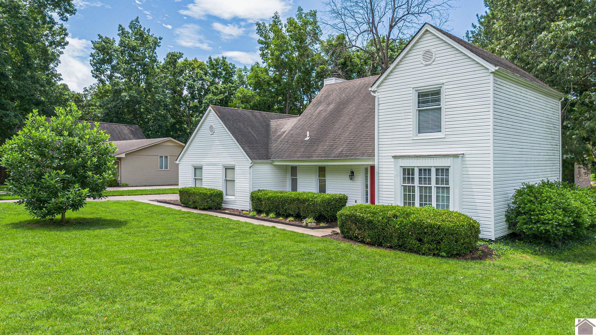 413 Edwards Dr
