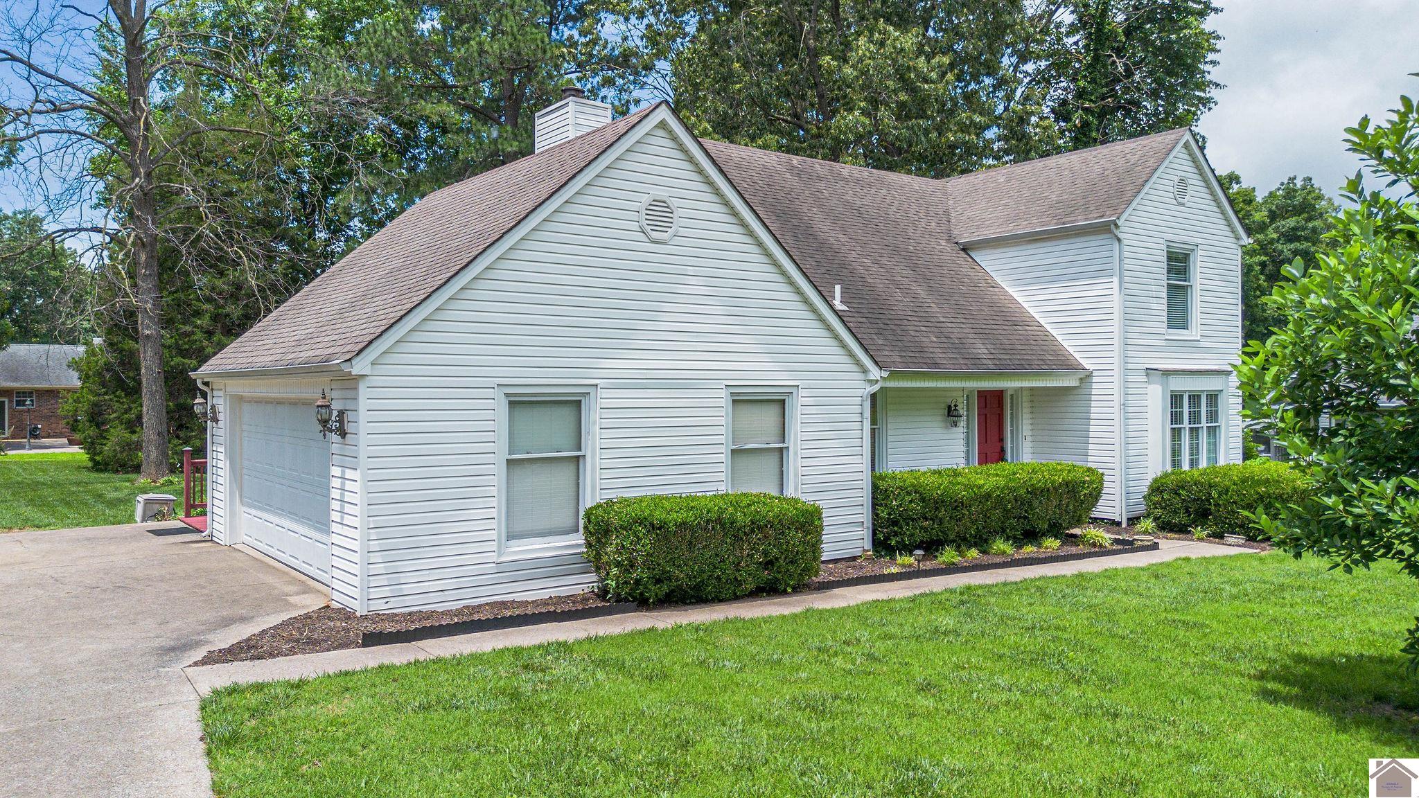 413 Edwards Dr
