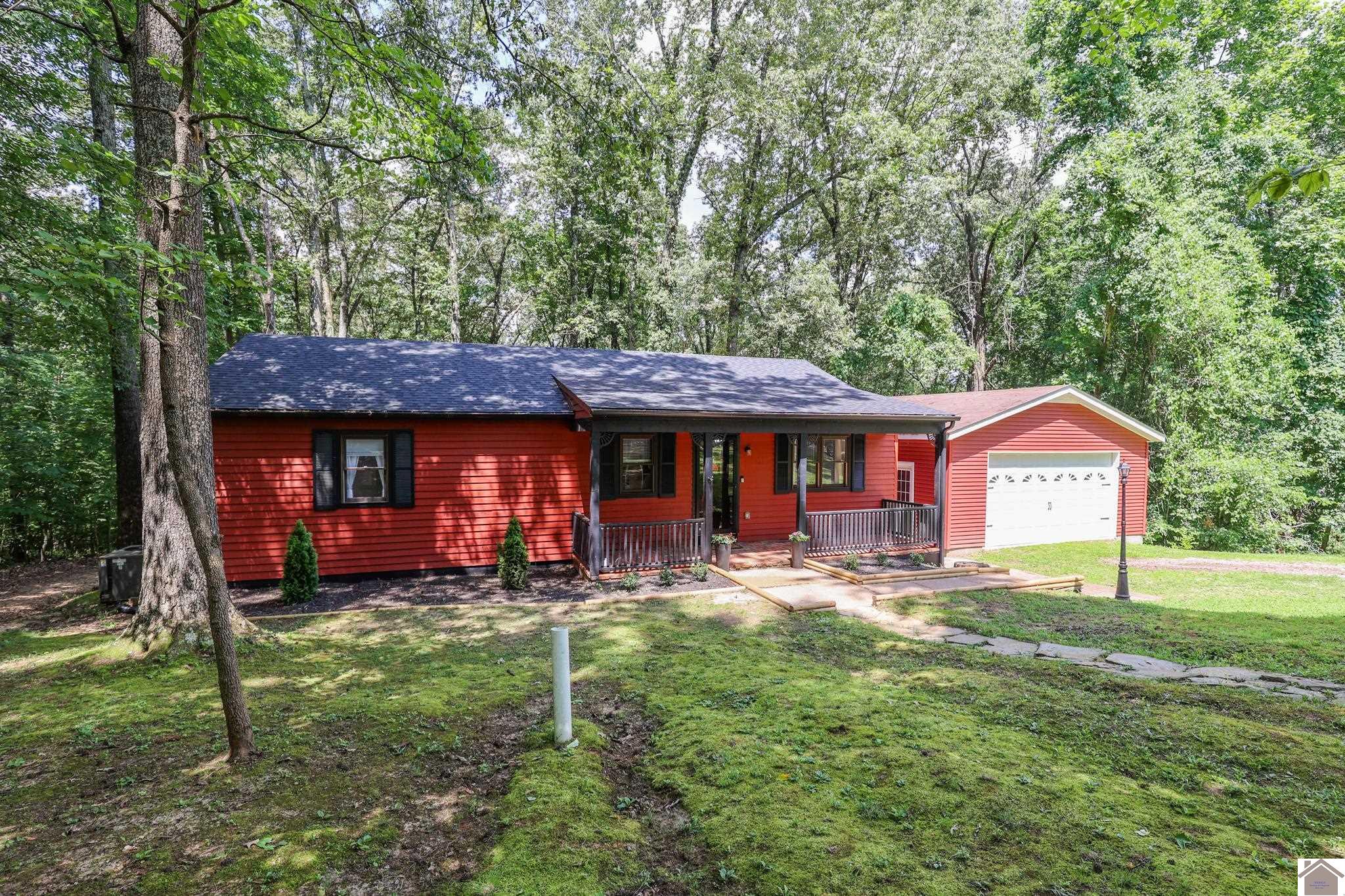 5153 Hendron Road