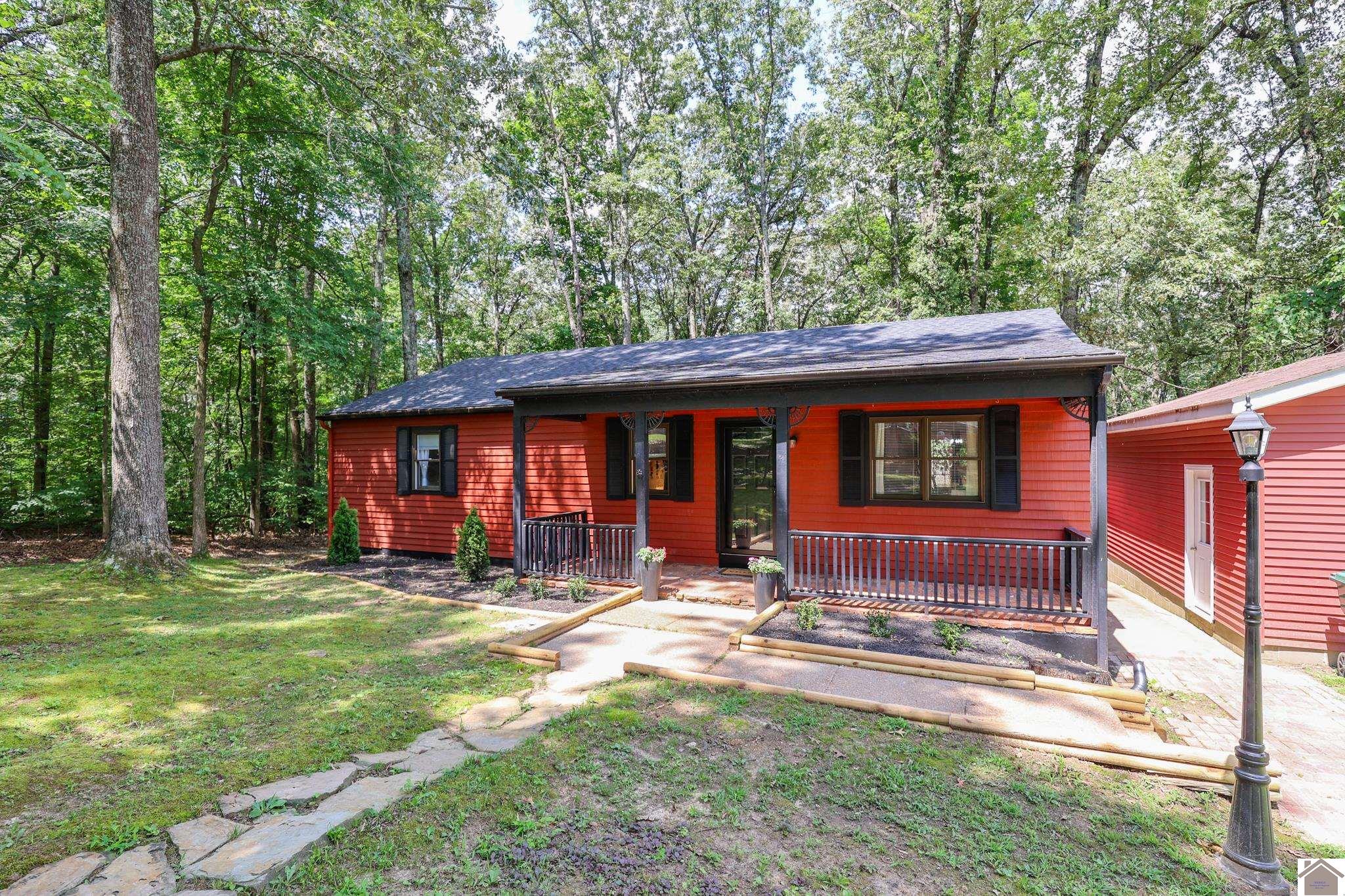 5153 Hendron Road