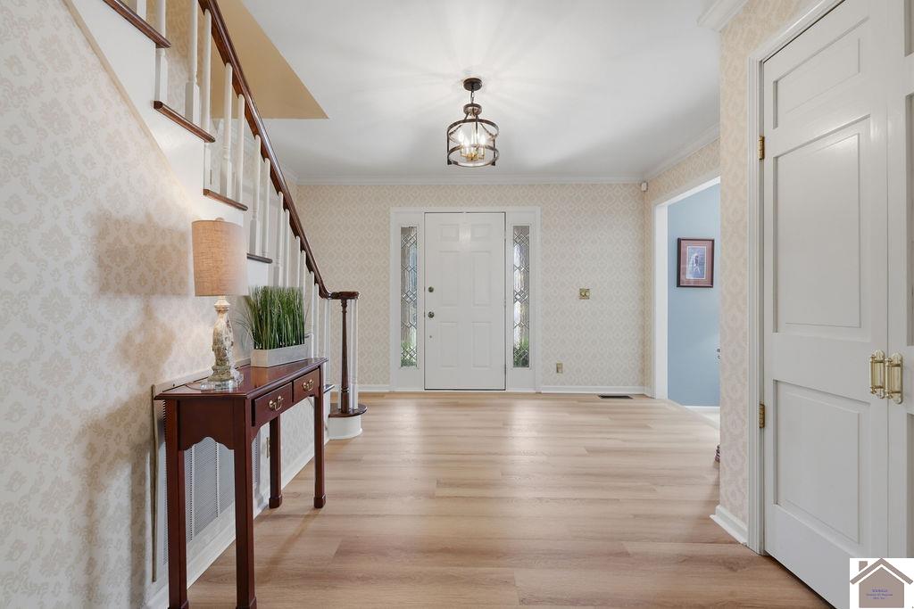 2010 Gatesborough Circle