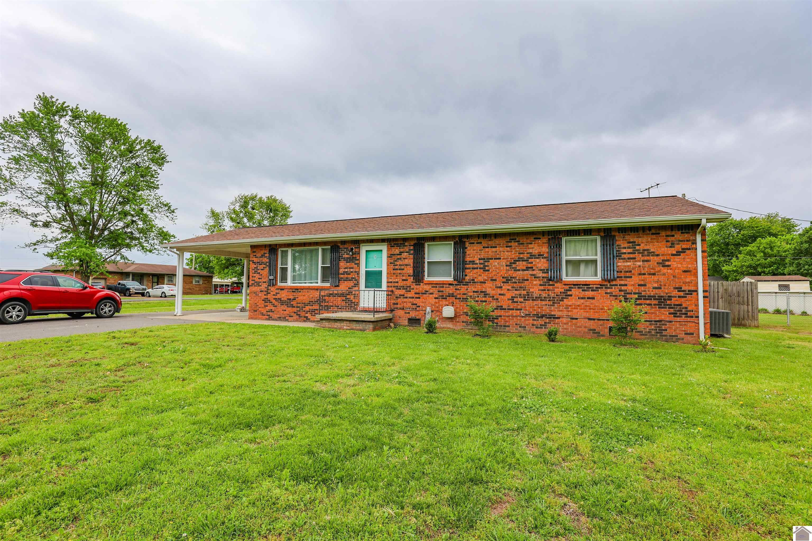 206 Faye Dr