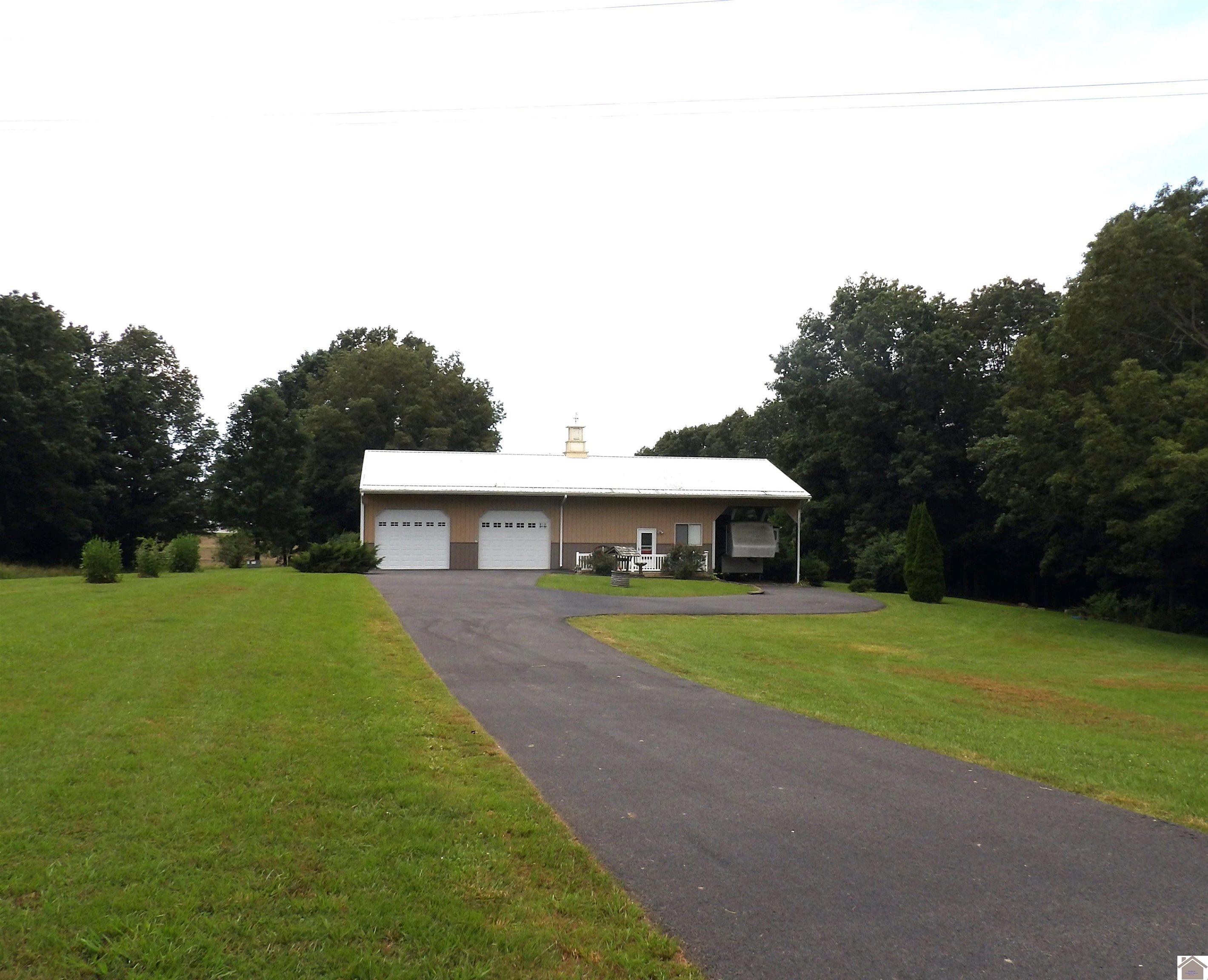 907 State Route 819 N
