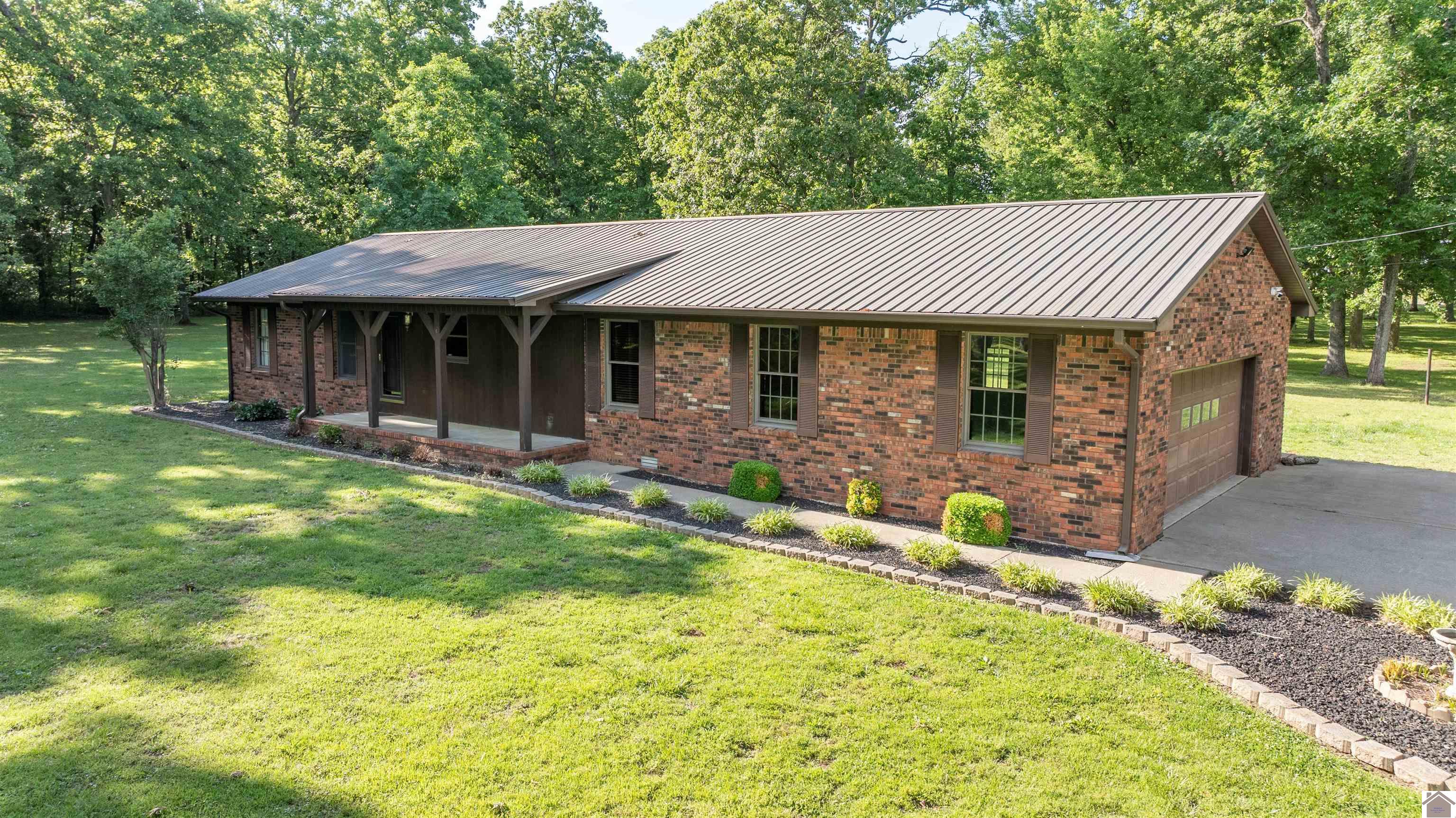 Photo 1 of 23 — 2156 Poor Farm Rd, Murray, KY 42071