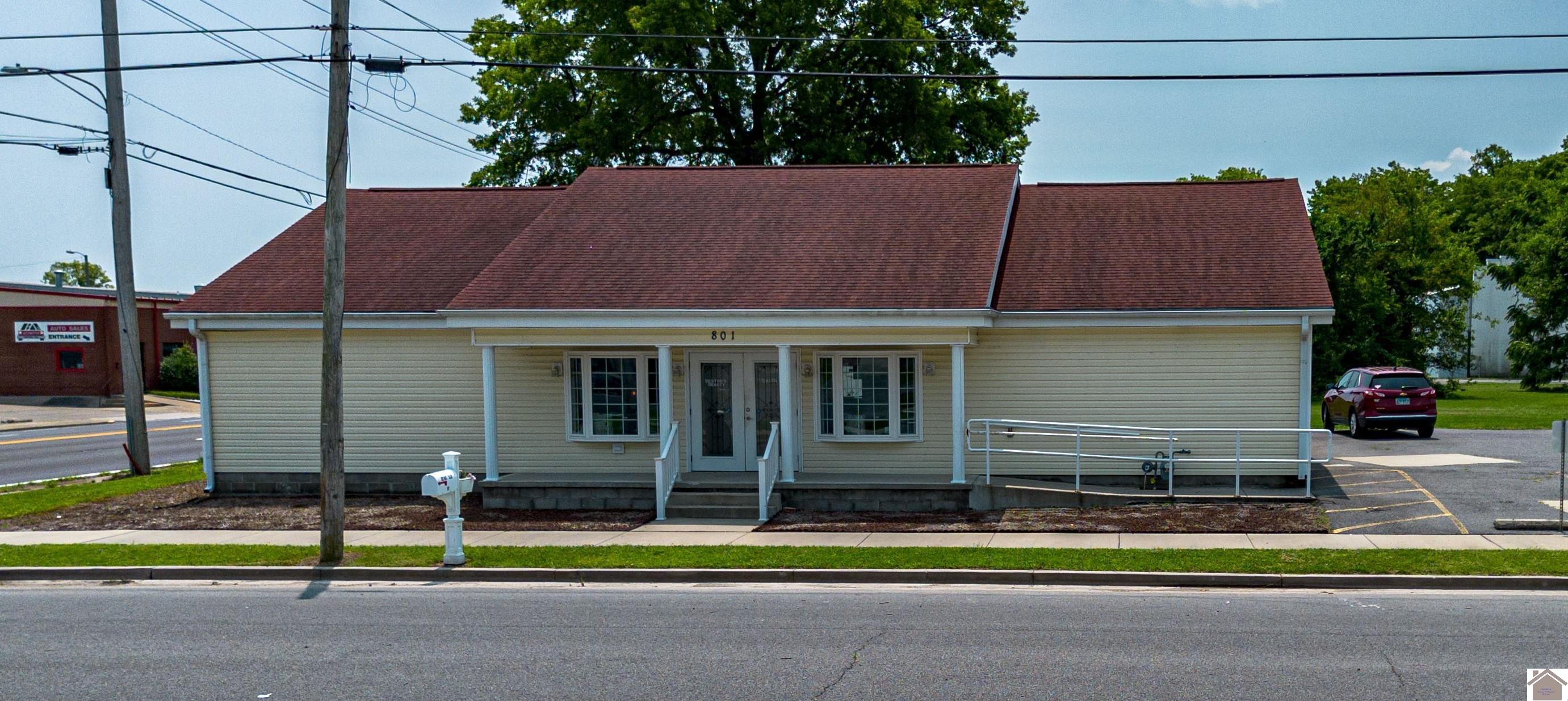 Photo 1 of 30 — 801 S 3rd St., Paducah, KY 42003
