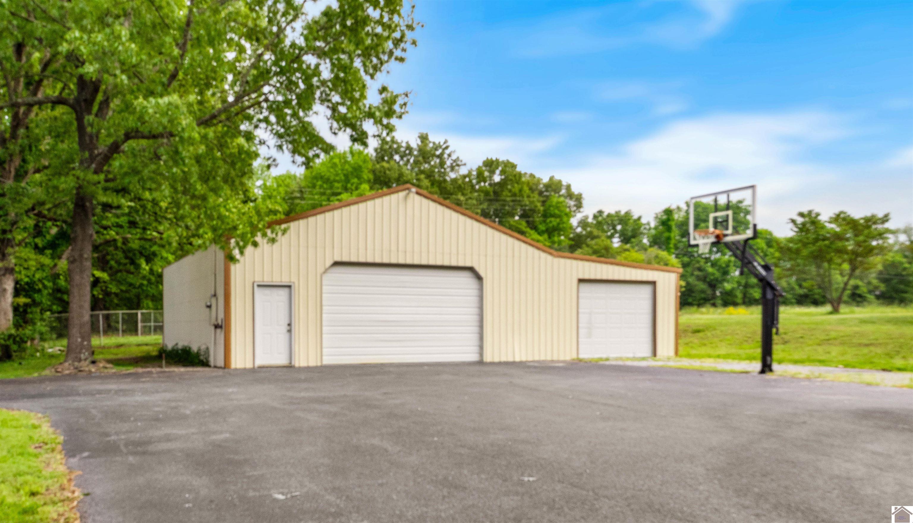 1141 Glenn Chapel Road