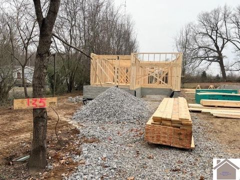 135 Illinois Ave Oak Grove KY 42262