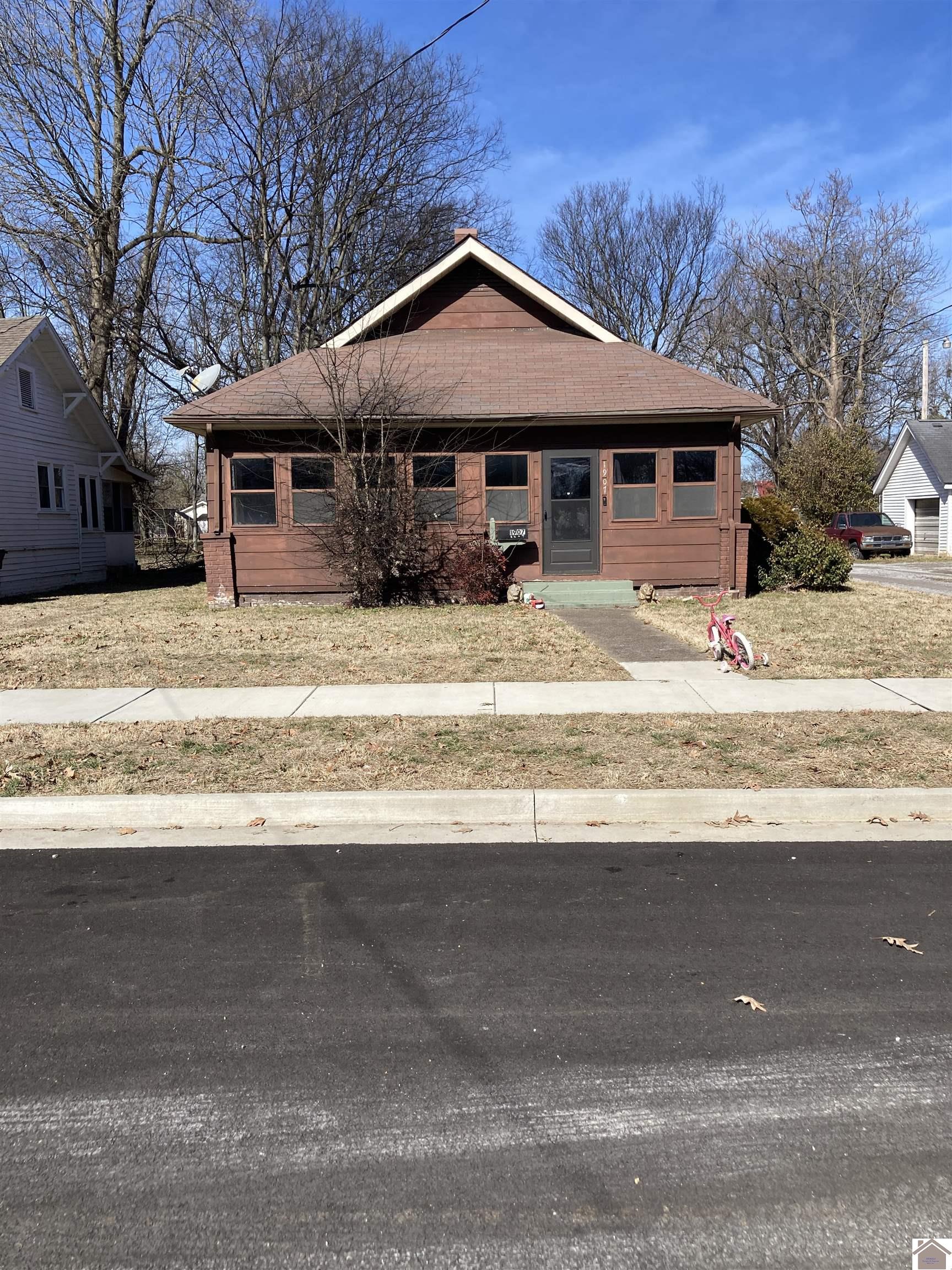 131 - 133 Farley Place