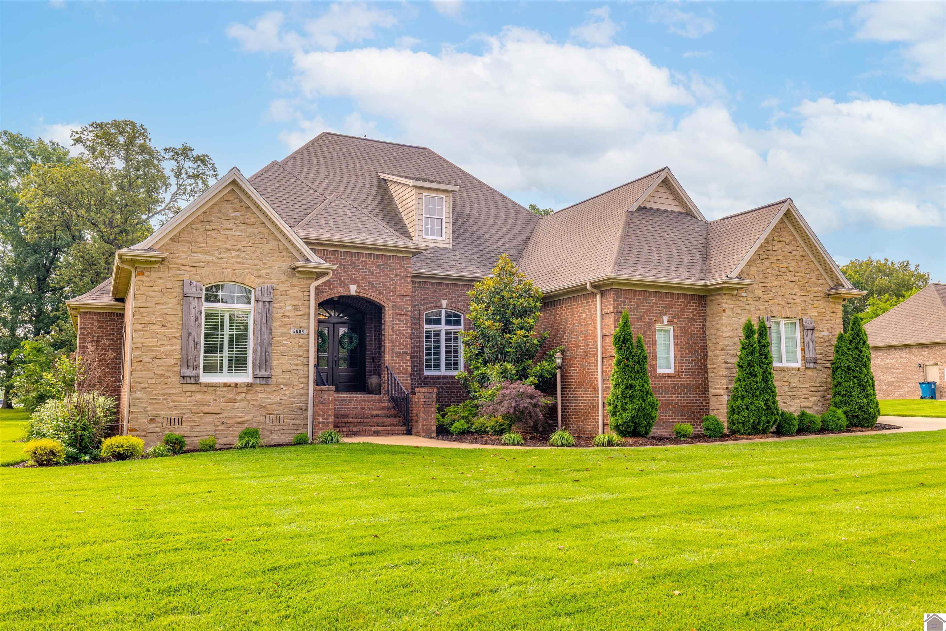 2098 Deerhaven Lane