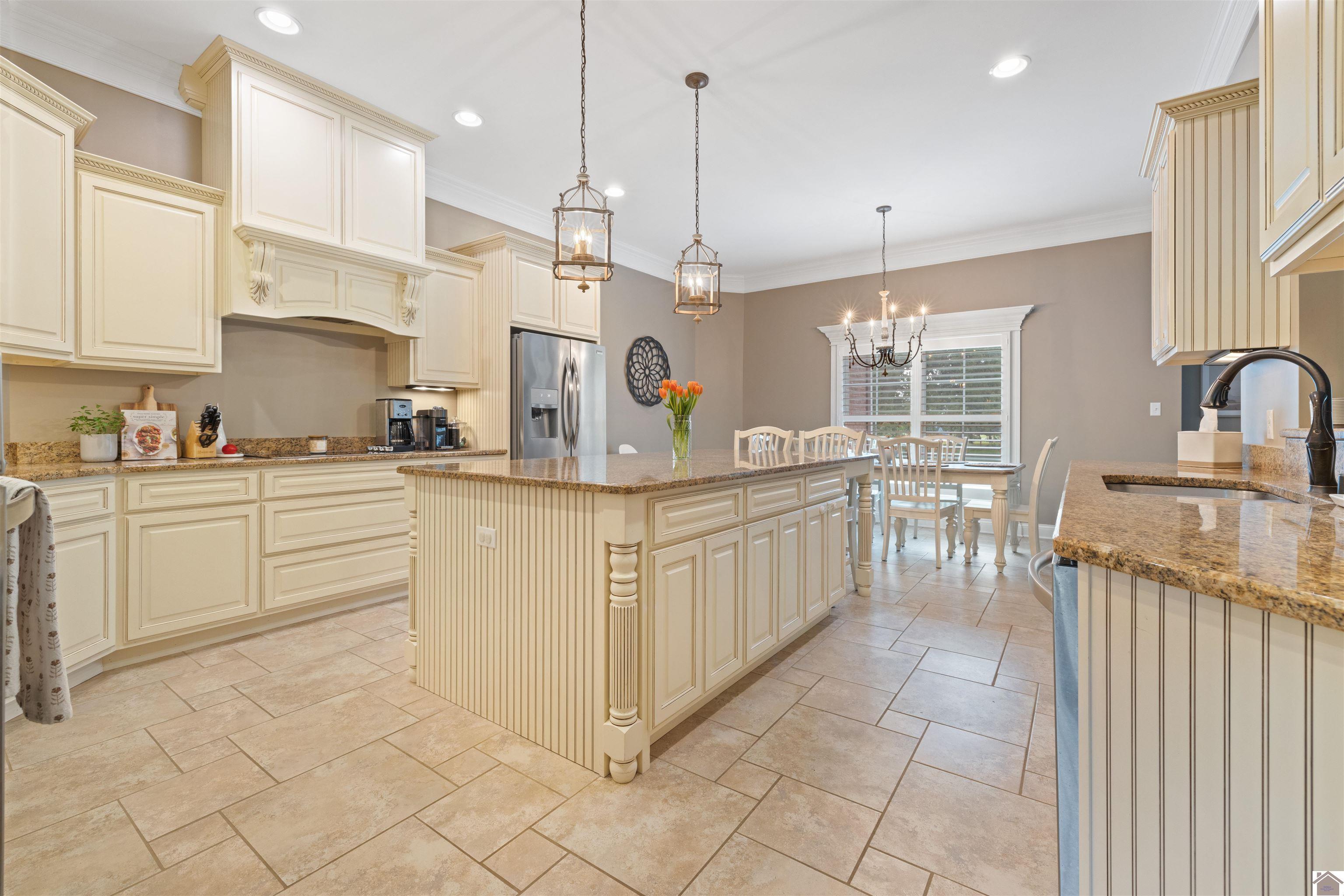 2098 Deerhaven Lane