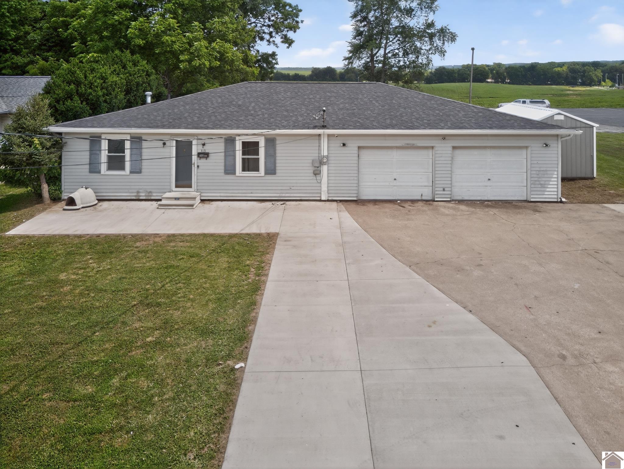 Photo 1 of 36 — 313 N Padgett Drive, KY Other, KY 42437