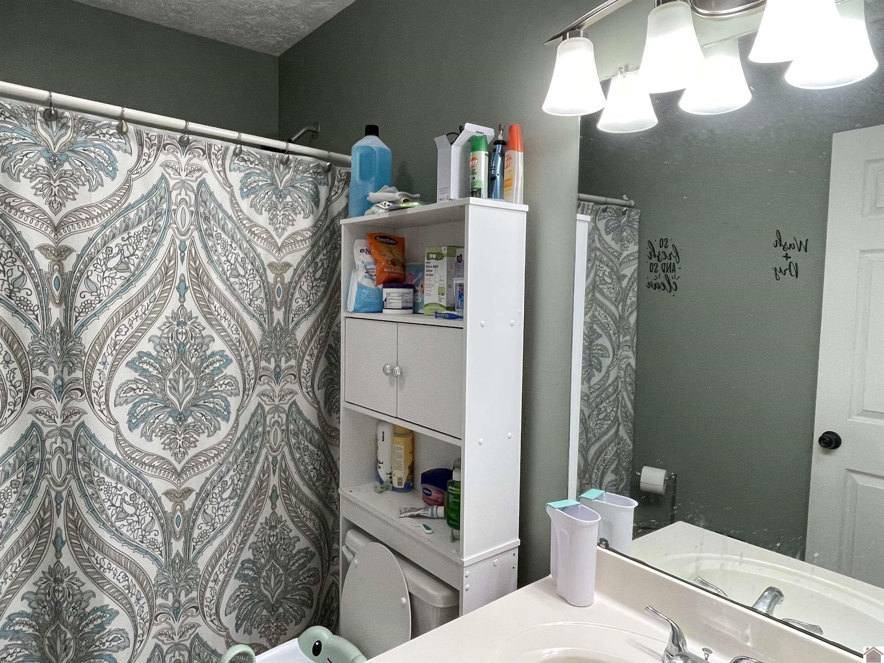 123 El Camino Real Drive