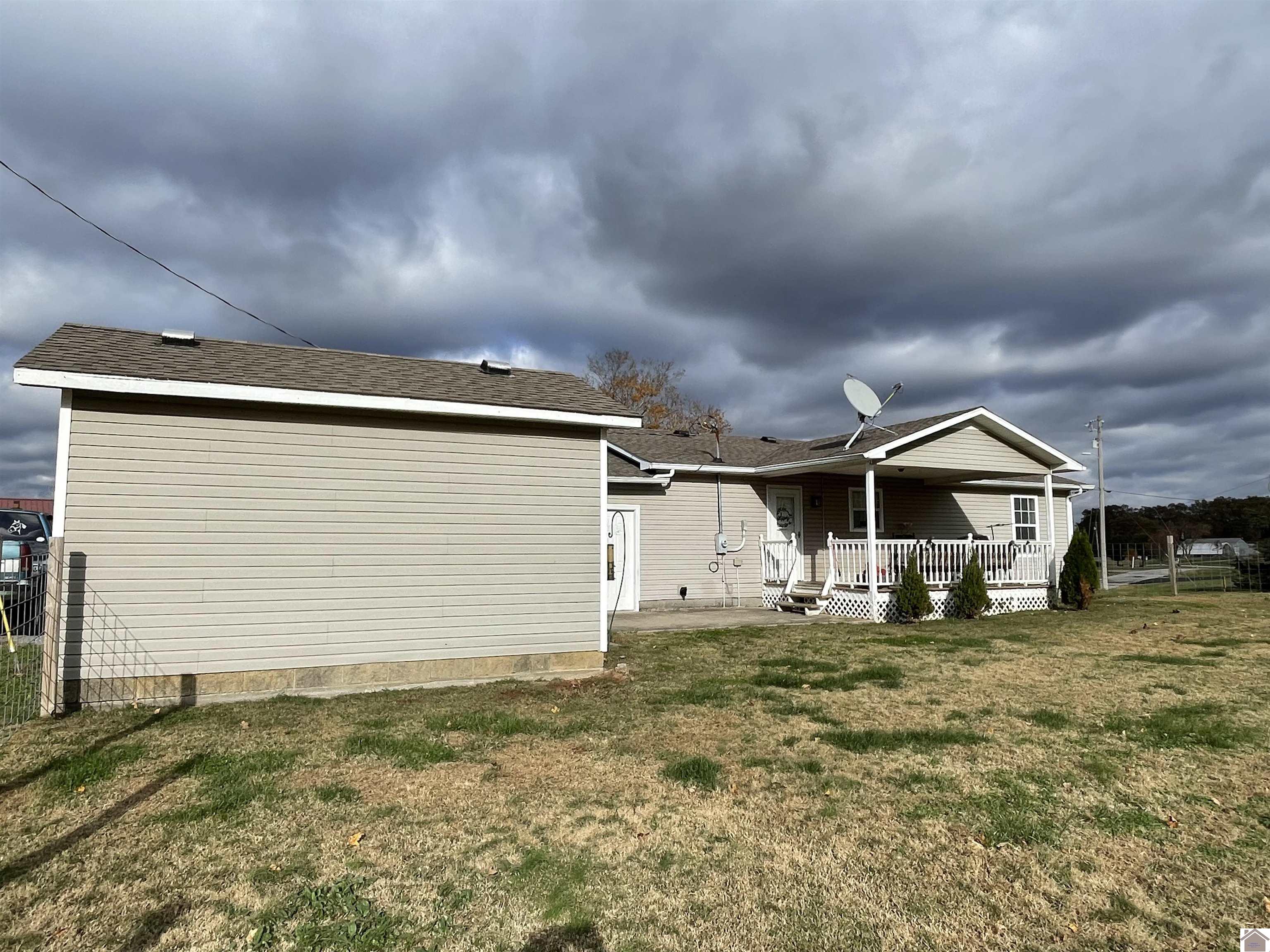 123 El Camino Real Drive