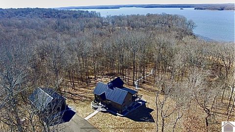 799 Wheaton Way Eddyville KY 42038